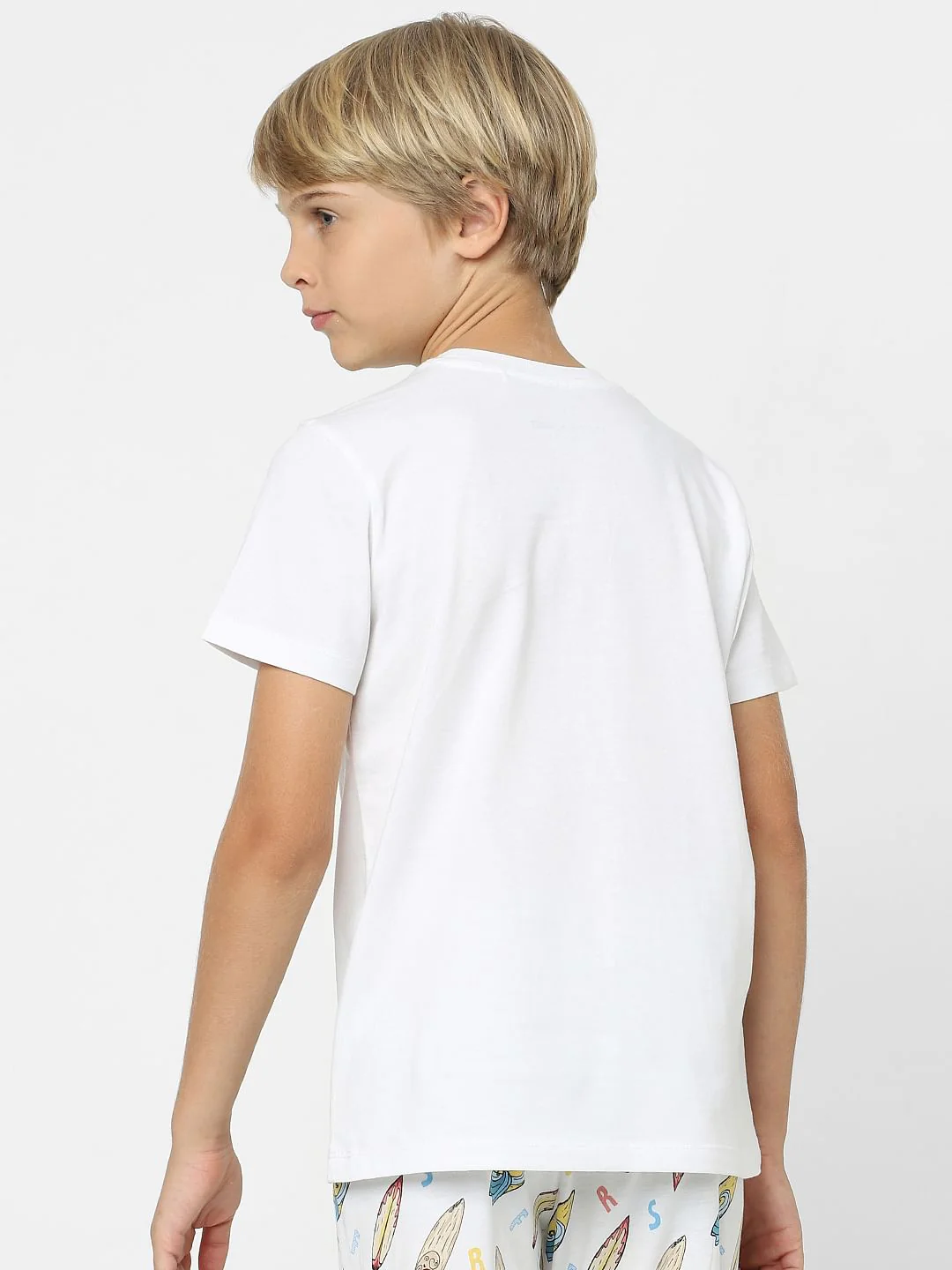 Boys White T-shirt & Pyjama Night-Suit Set - Image 4
