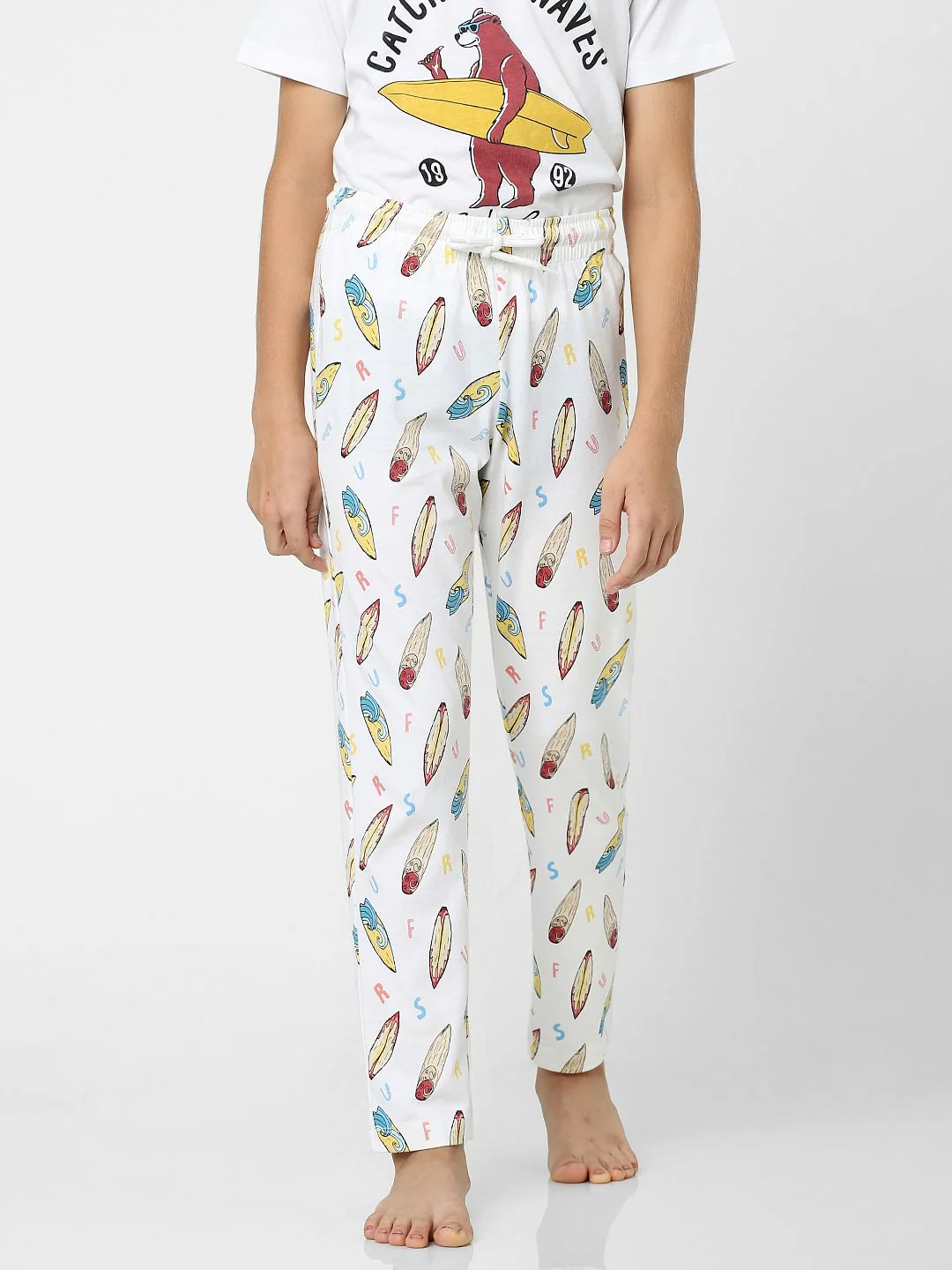 Boys White T-shirt & Pyjama Night-Suit Set - Image 7