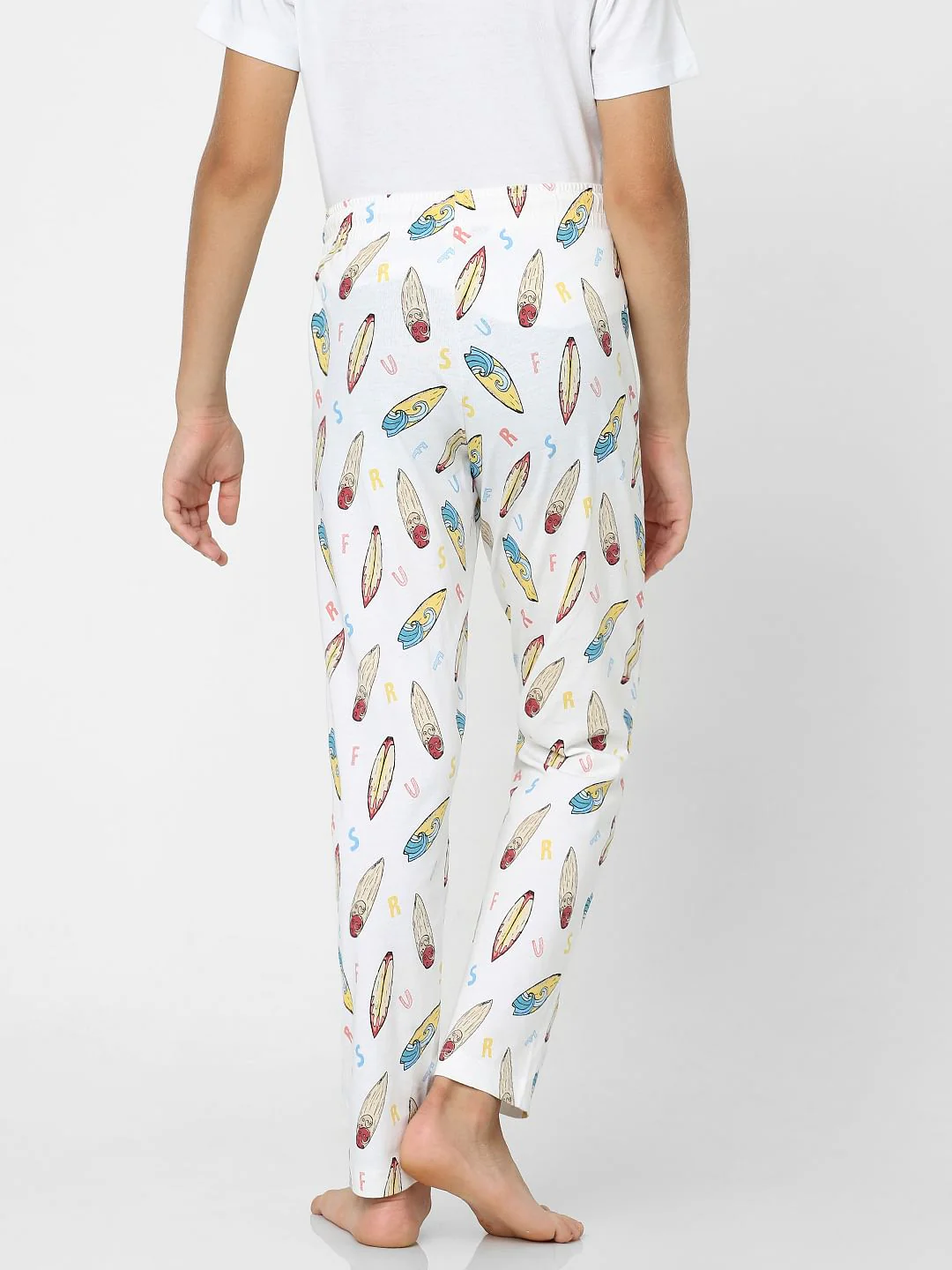 Boys White T-shirt & Pyjama Night-Suit Set - Image 9