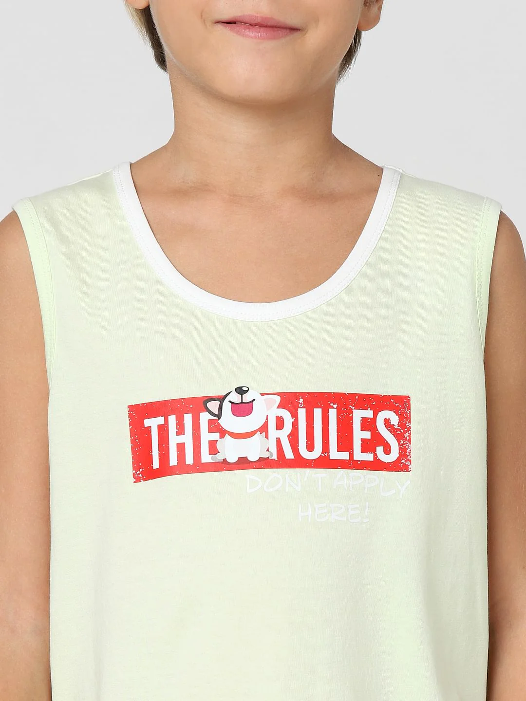 Boys Green Printed Sleeveless T-shirt - Image 5