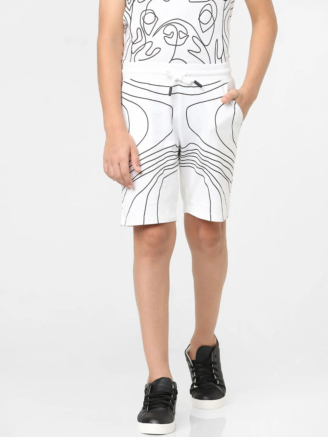 Boys White Printed Co-ord Shorts - Image 2