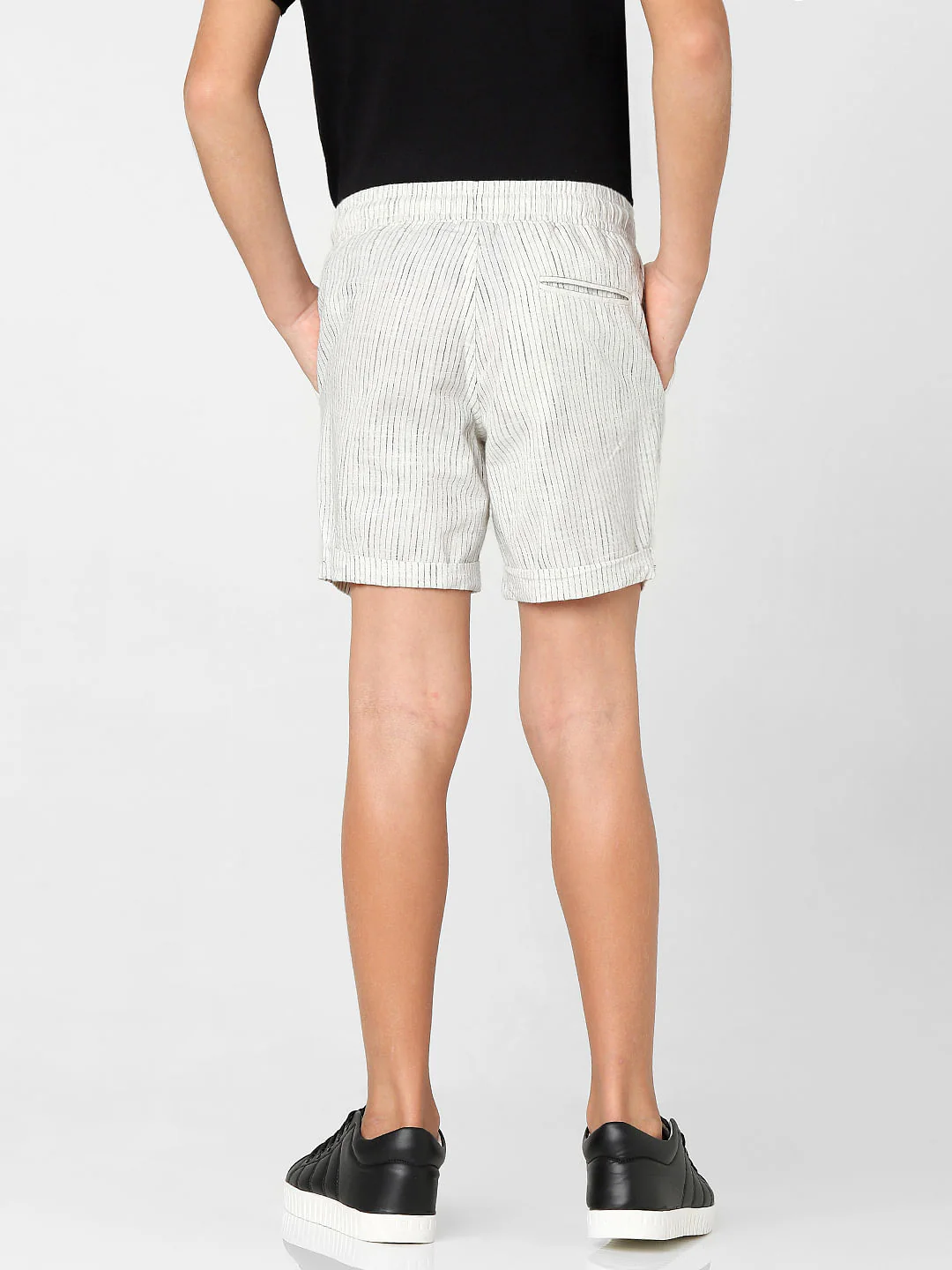 BOYS White Mid Rise Striped Shorts - Image 4
