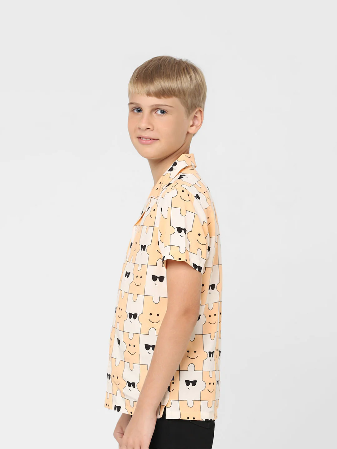 Boys Peach Printed Short Sleeves Shirt - Image 3