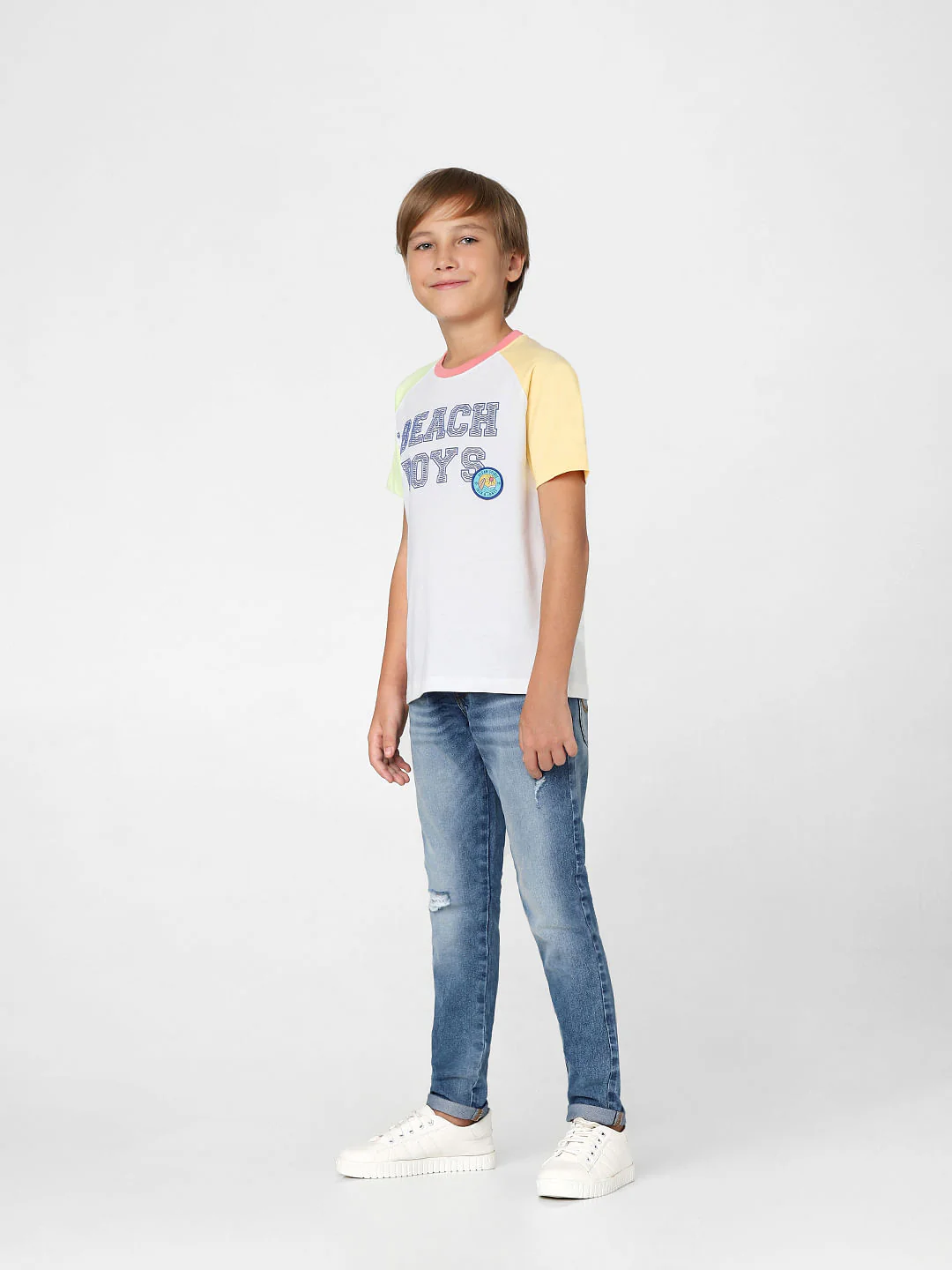 Boys White Colourblocked Crew Neck T-shirt - Image 6