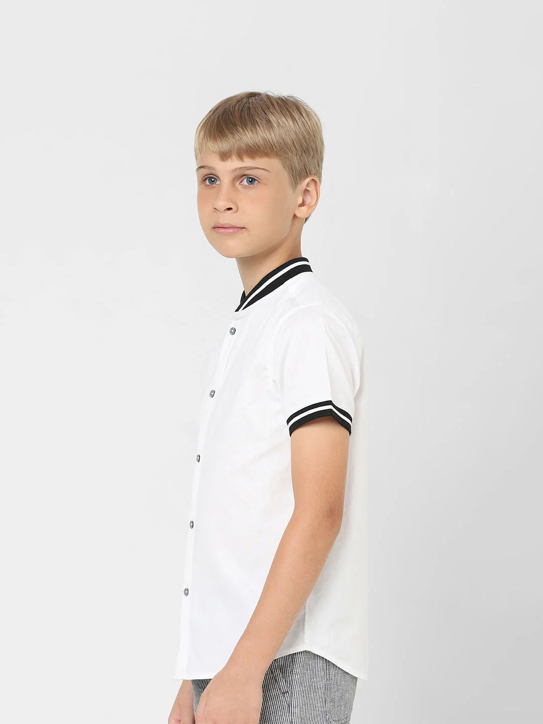 Boys White Short Sleeves Knit Shirt - Image 3