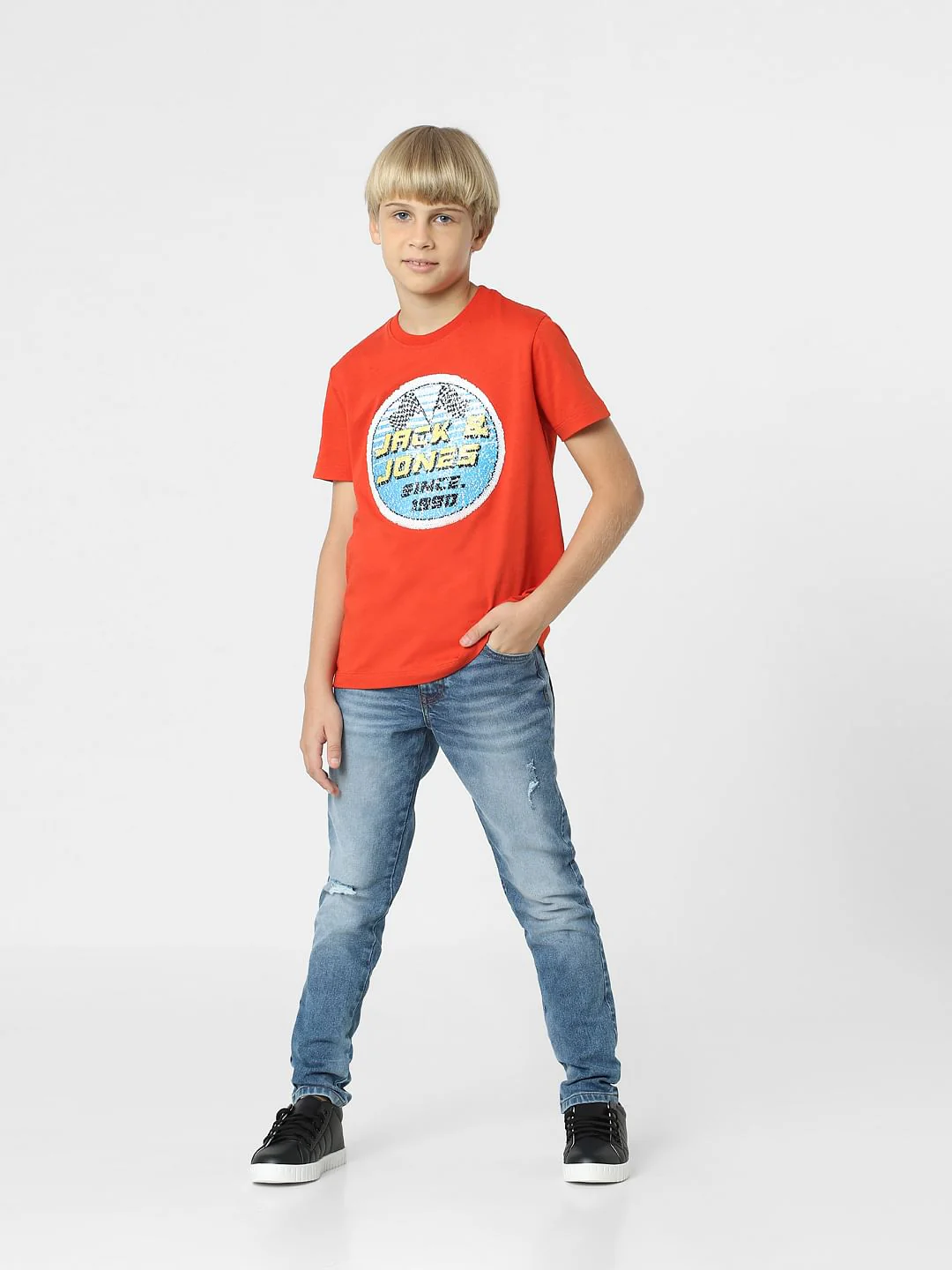 BOYS Red Sequin Detail Printed T-shirt - Image 6