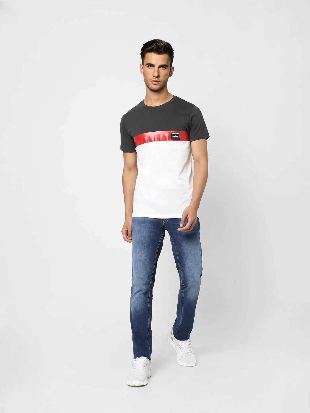 Black Colourblocked Crew Neck T-shirt - Image 5