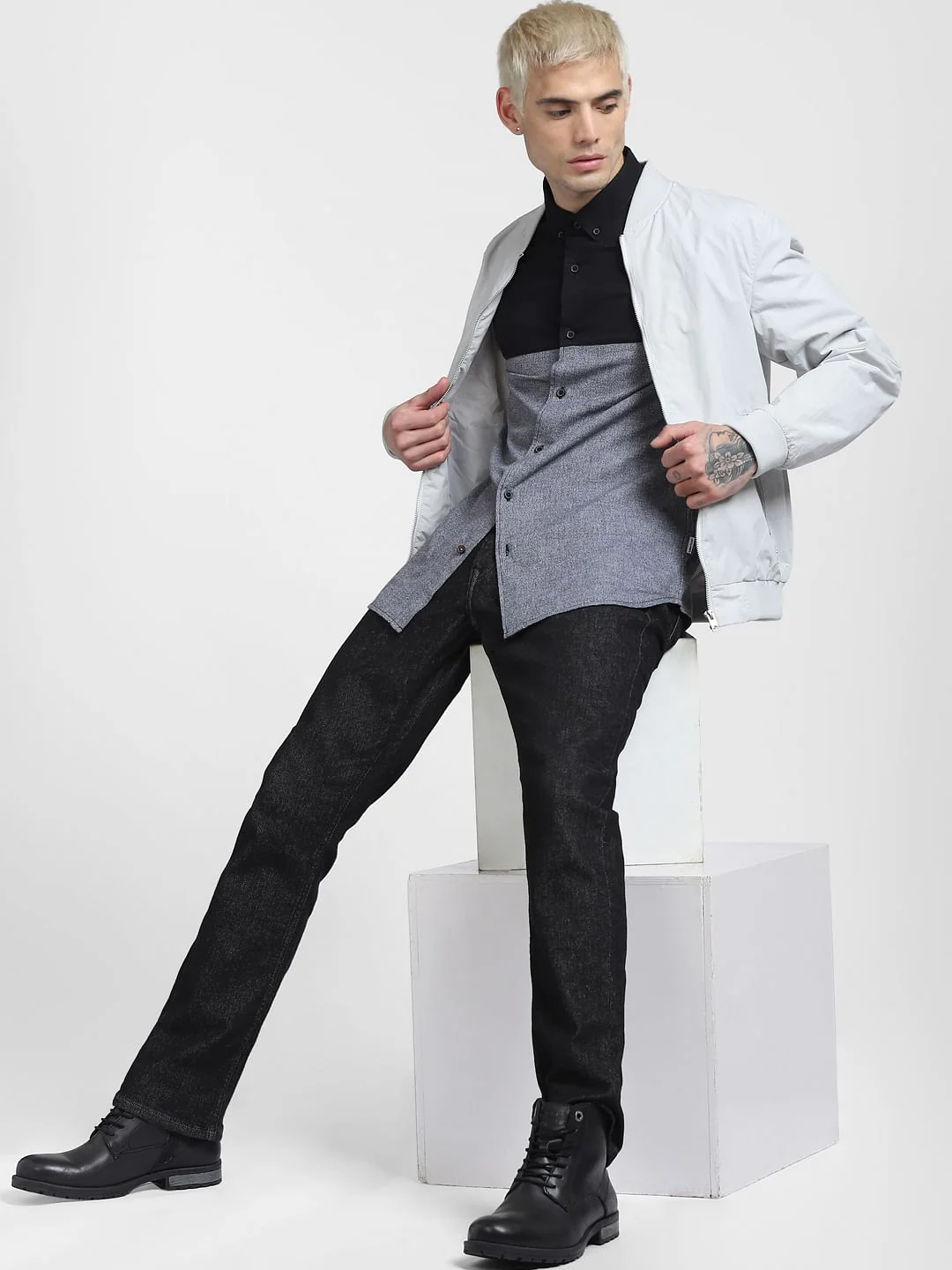 Black Colourblocked Full Sleeves Shirt