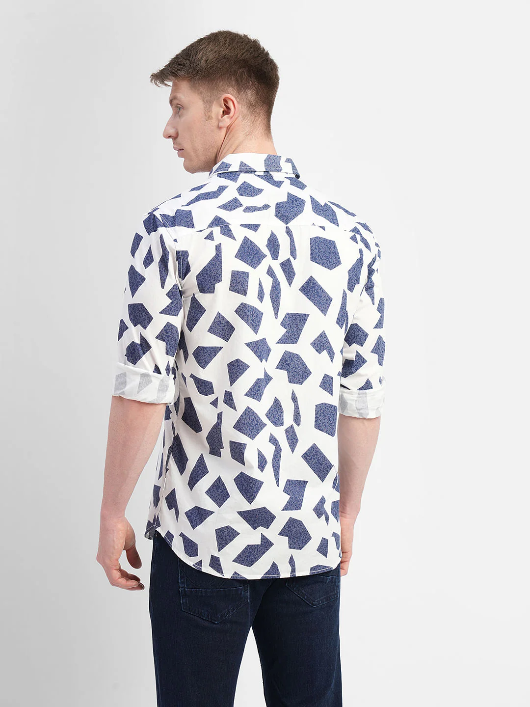 White Abstract Print Full Sleeves Shirt - Image 4