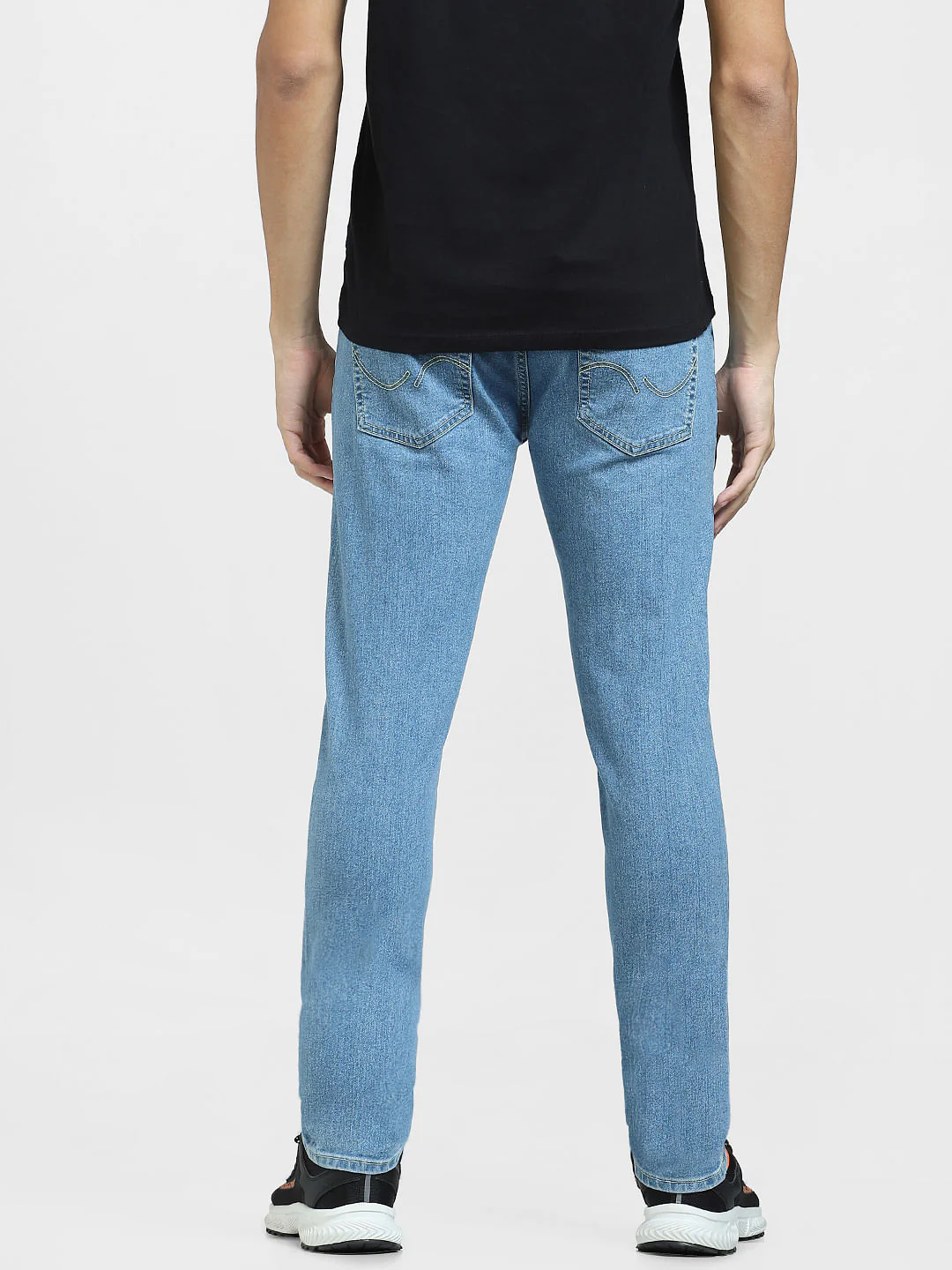 Light Blue Low Rise Tim Anti Fit Jeans - Image 4