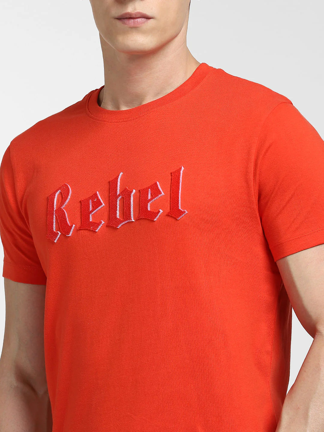 Red Crew Neck T-shirt - Image 5