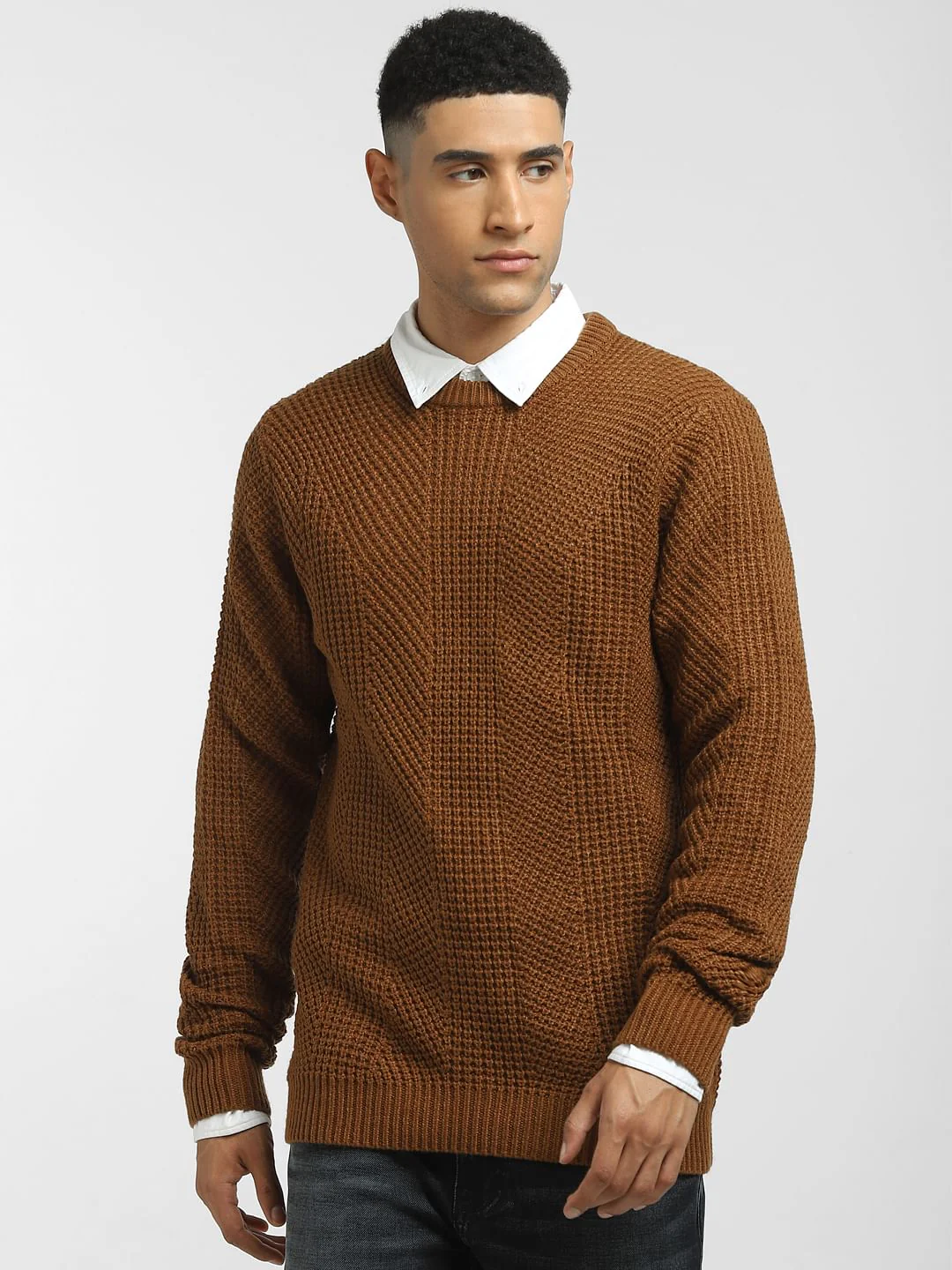 Brown Textured Slim Fit T-shirt - Image 2