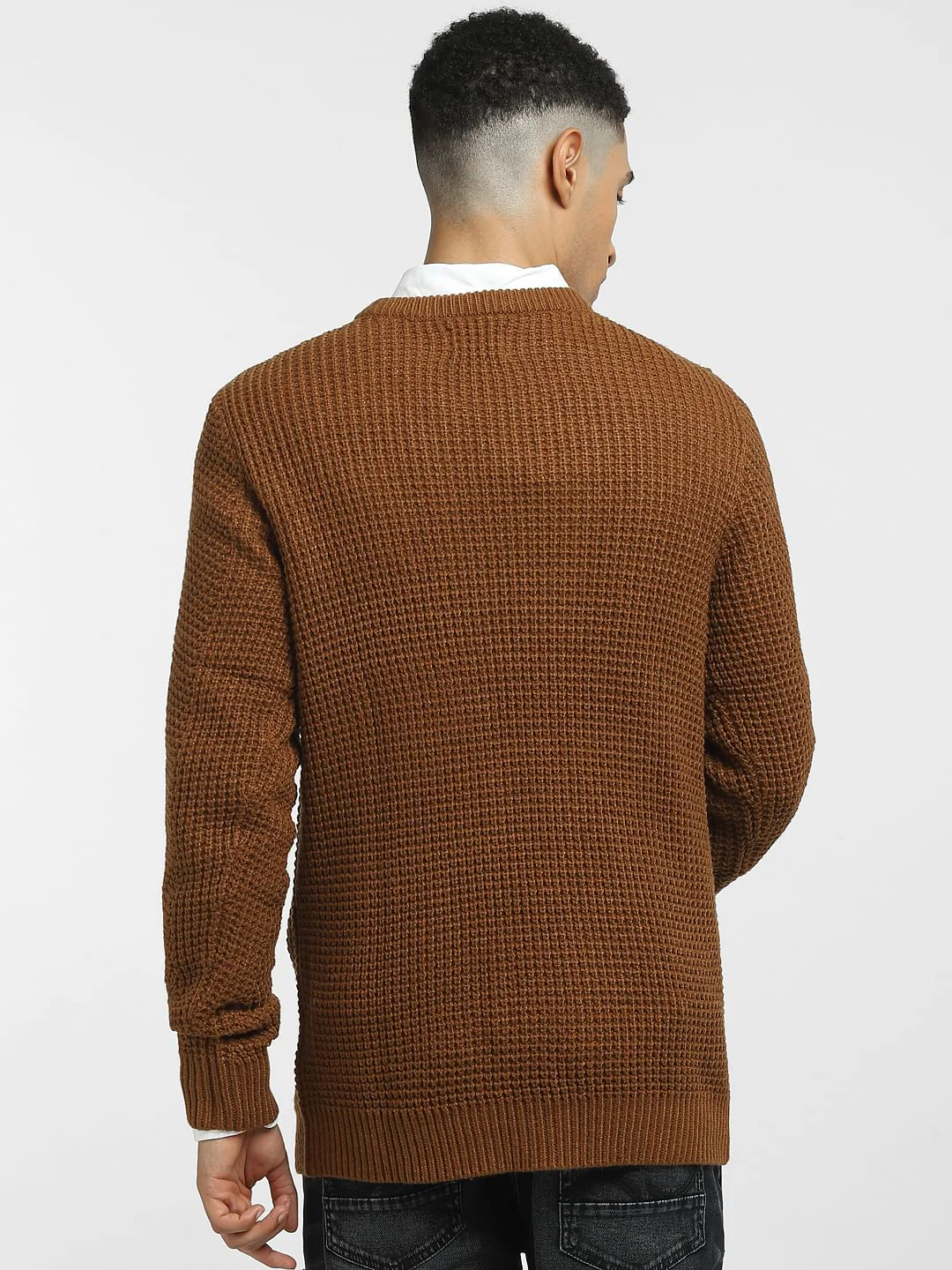 Brown Textured Slim Fit T-shirt - Image 4
