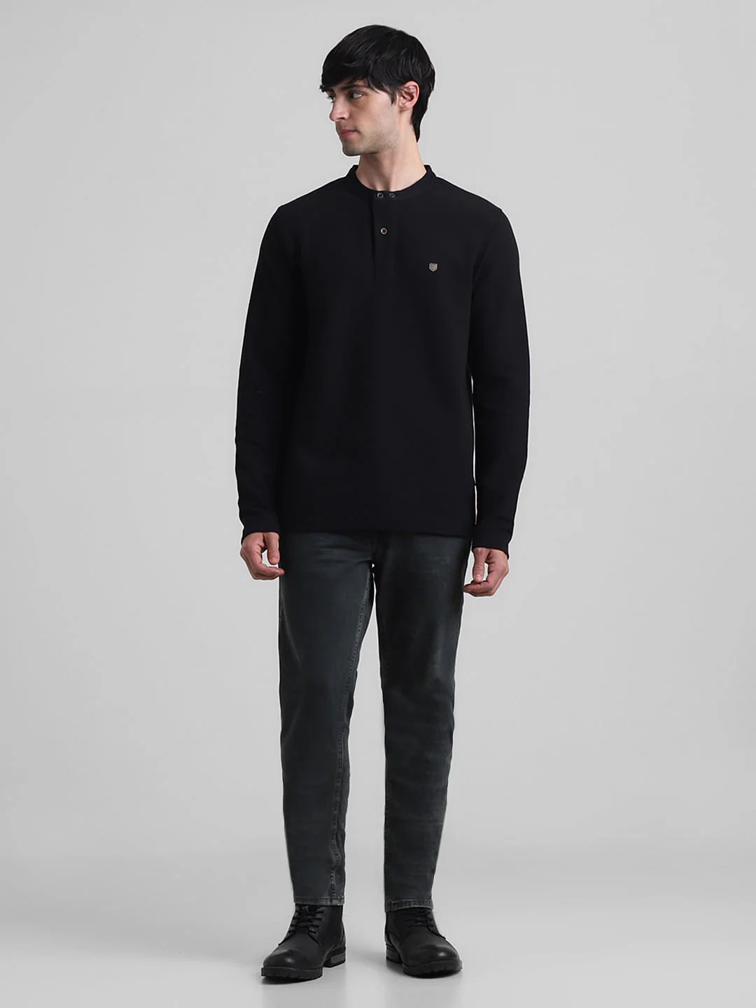 Black Henley T-shirt - Image 6