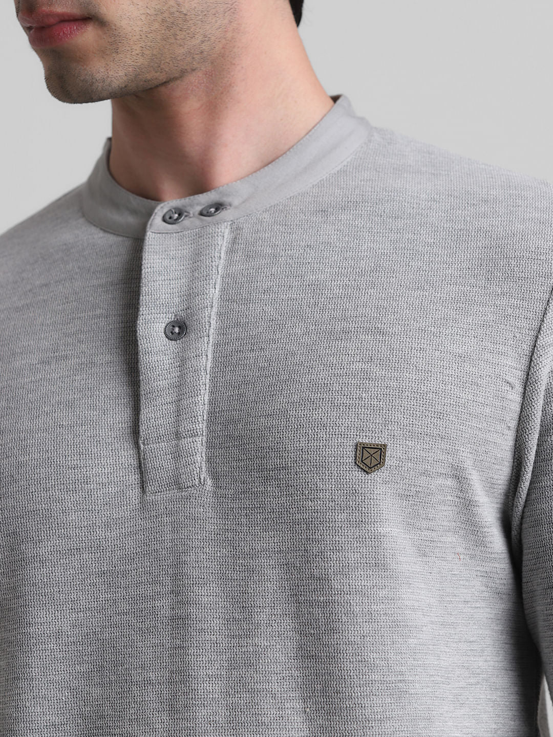 Grey Henley T-shirt - Image 5