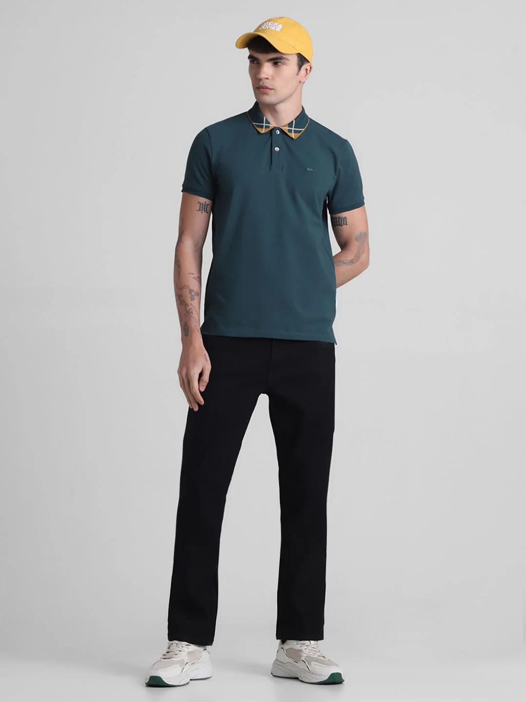 Black Mid Rise Clark Regular Fit Jeans - Image 5