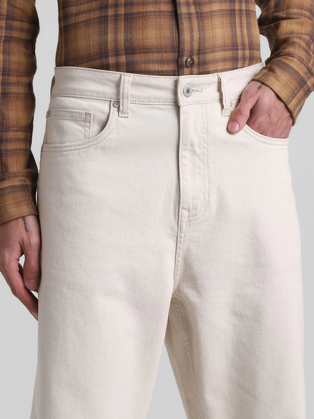 Ecru High Rise Dario Loose Fit Jeans - Image 4