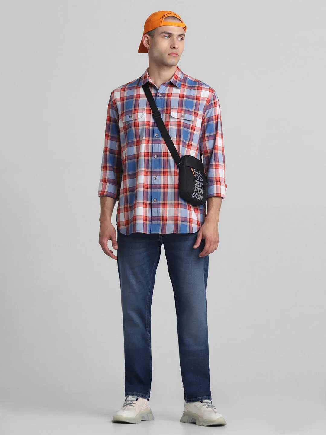 Blue Low Rise Tim Anti Fit Jeans - Image 6