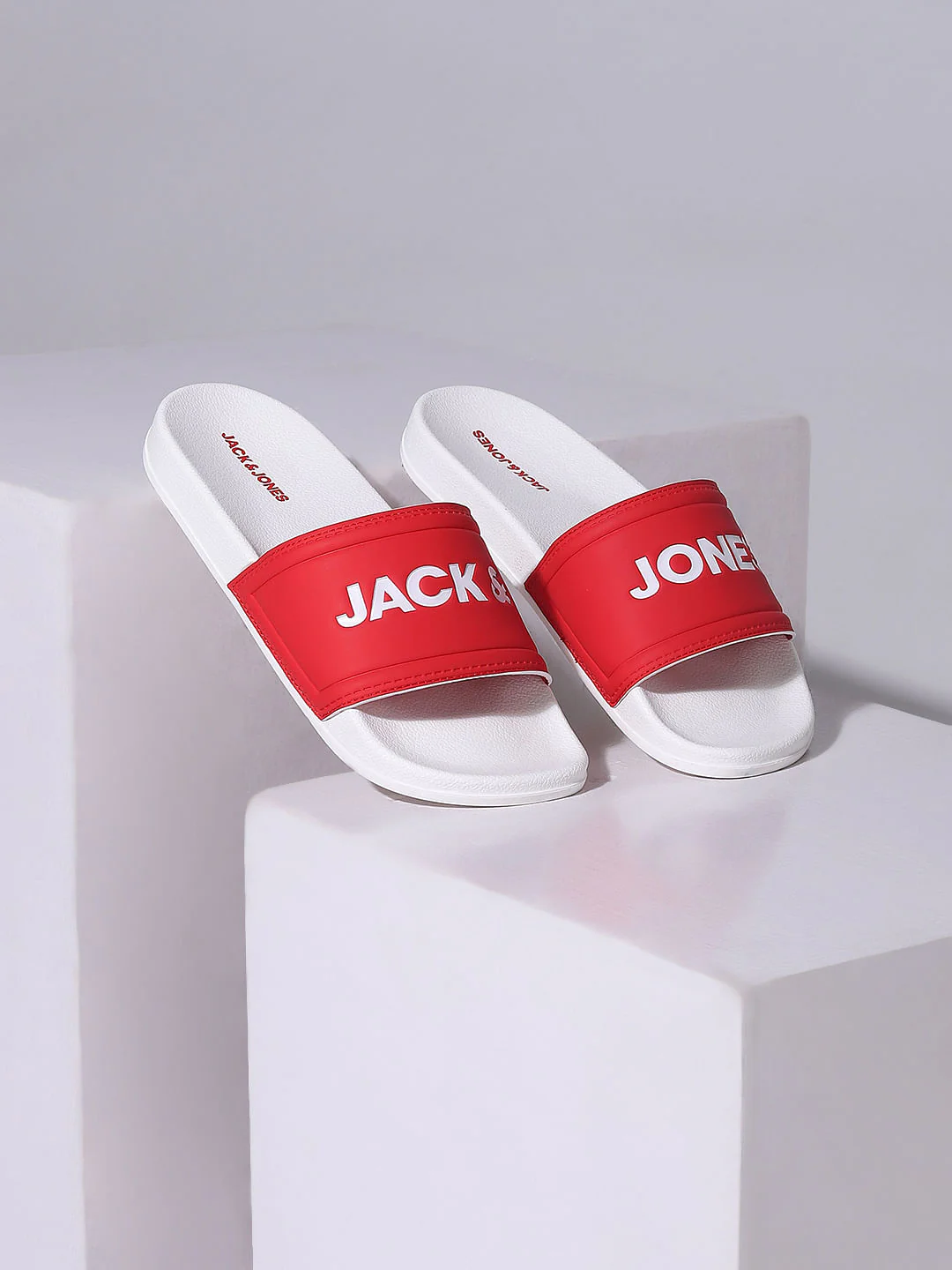 White & Red Logo Print Sliders - Image 2
