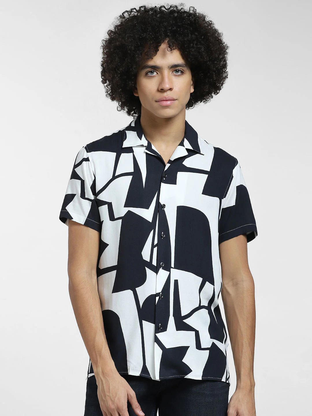 White Abstract Print Short Sleeves Shirt - Image 2