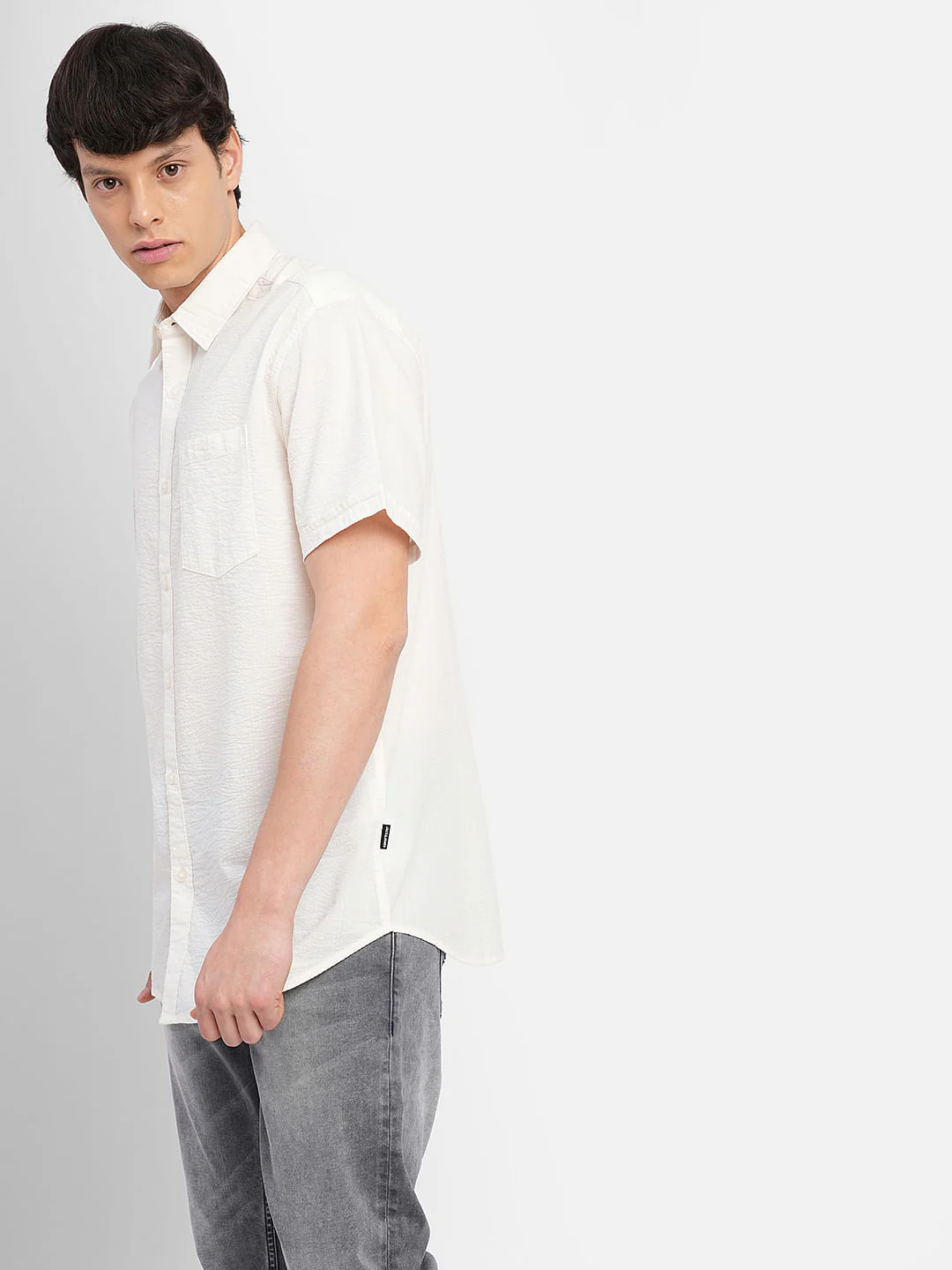 White Cotton Short Sleeves Shirt - Image 3