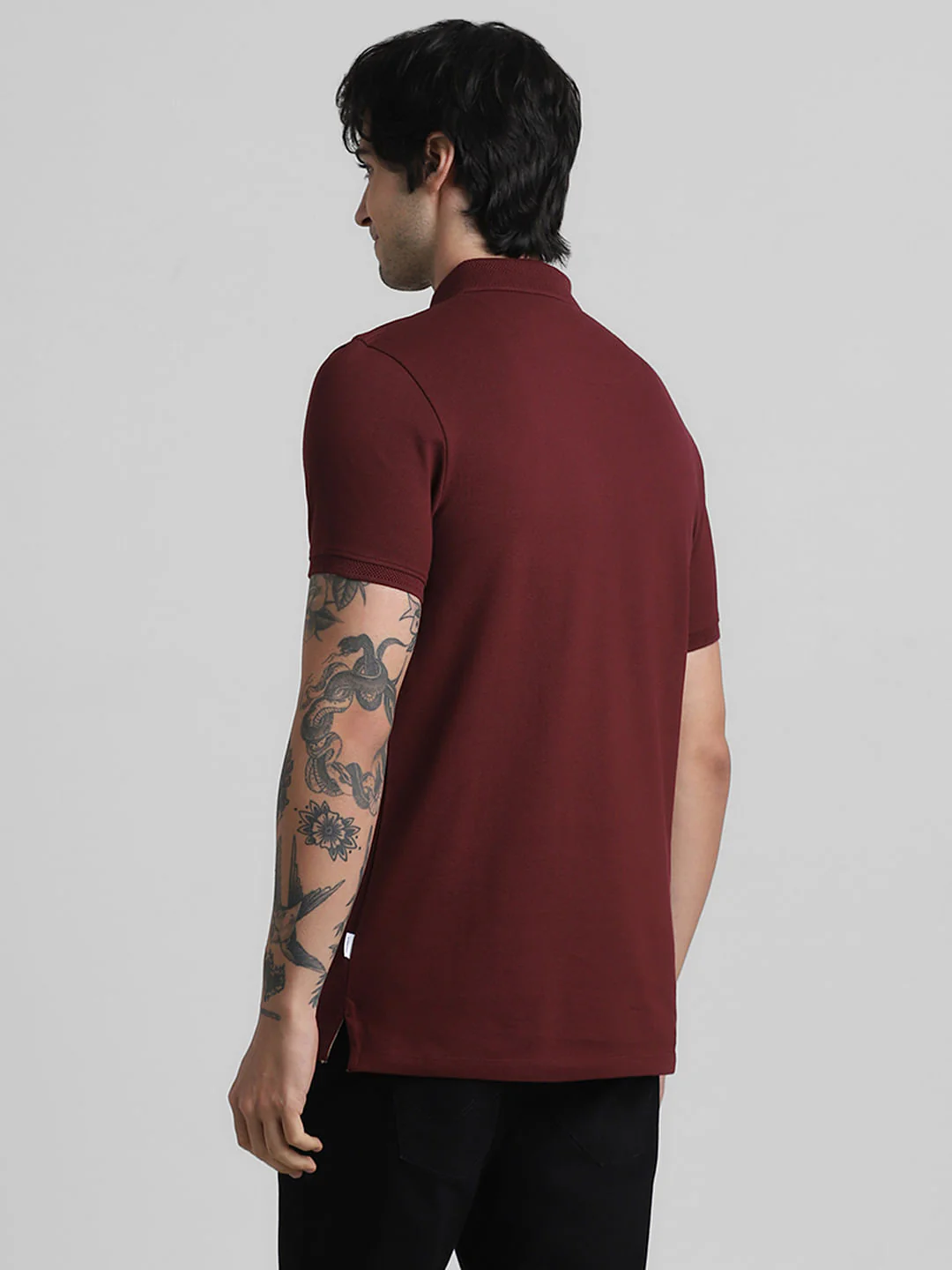 Maroon Solid Polo Neck T-shirt - Image 4