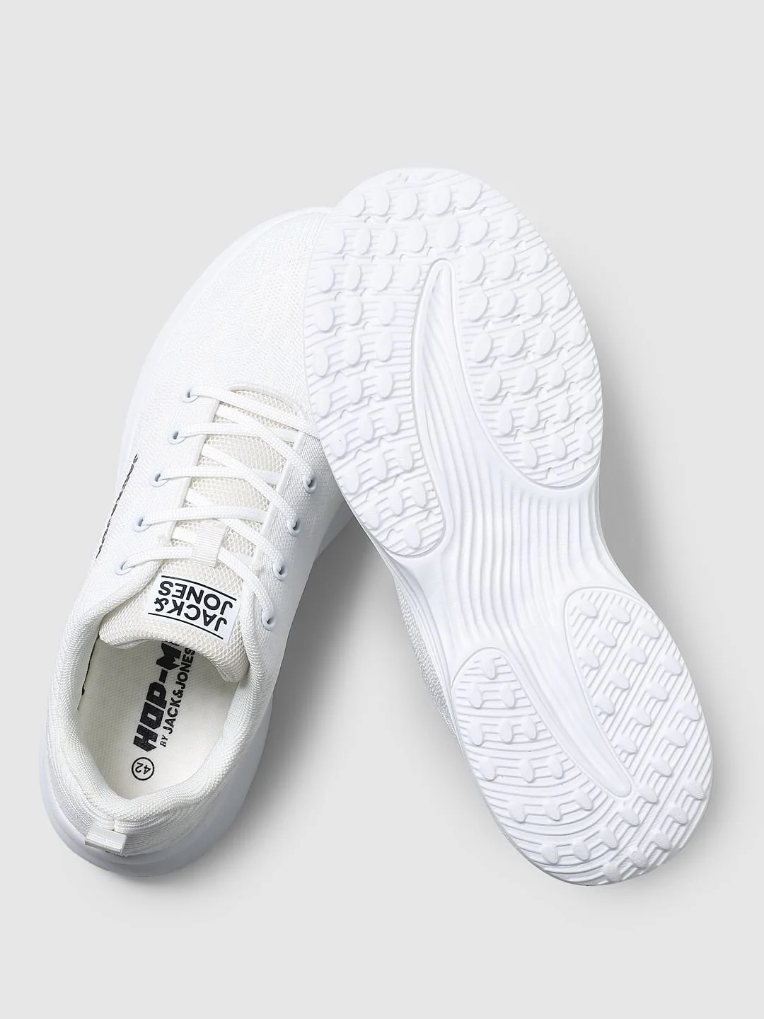 White Mesh Logo Print Sneakers - Image 6