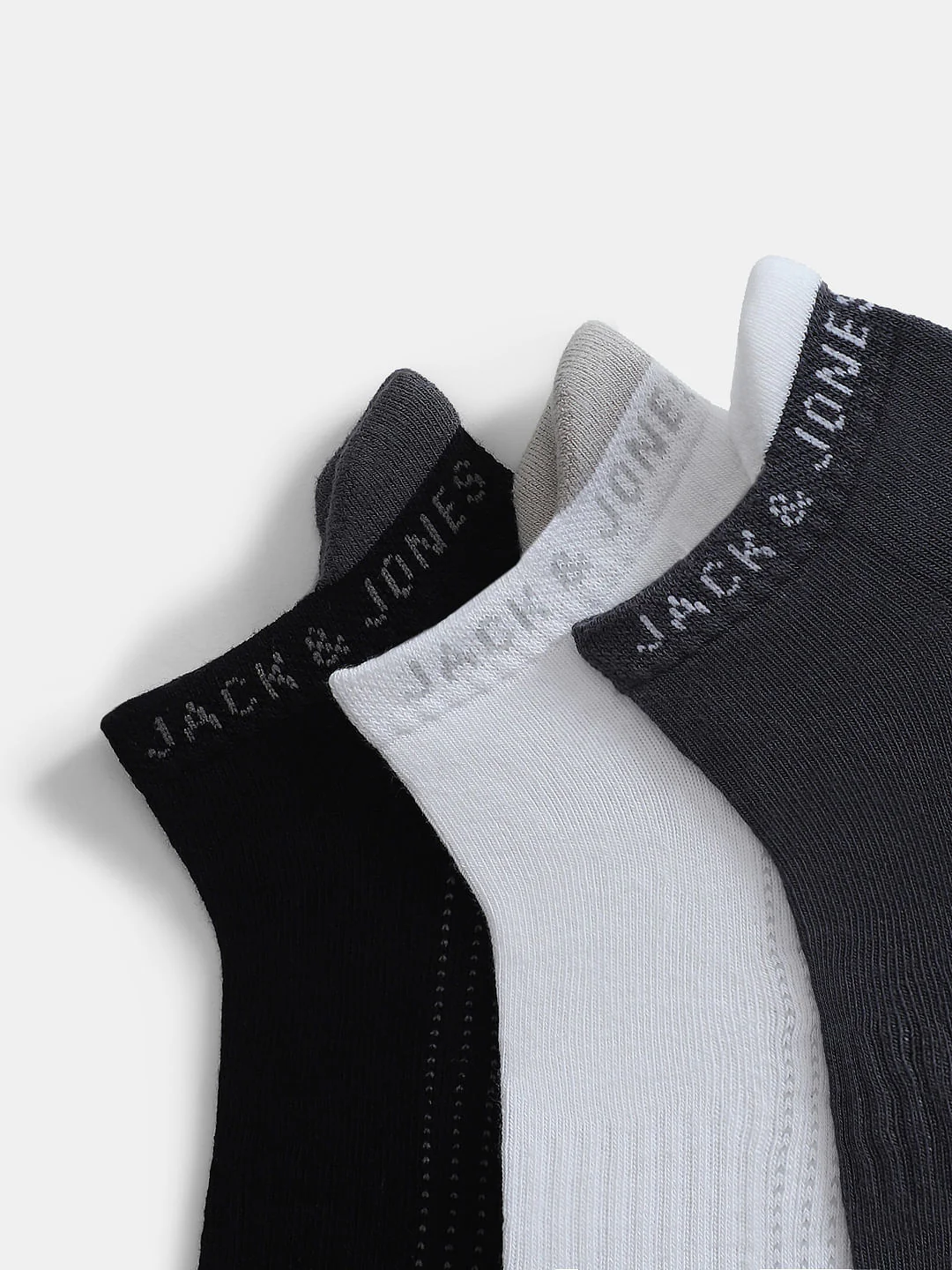 Pack Of 3 Colourblocked Ankle Length Socks - Black, White & Grey - Image 2