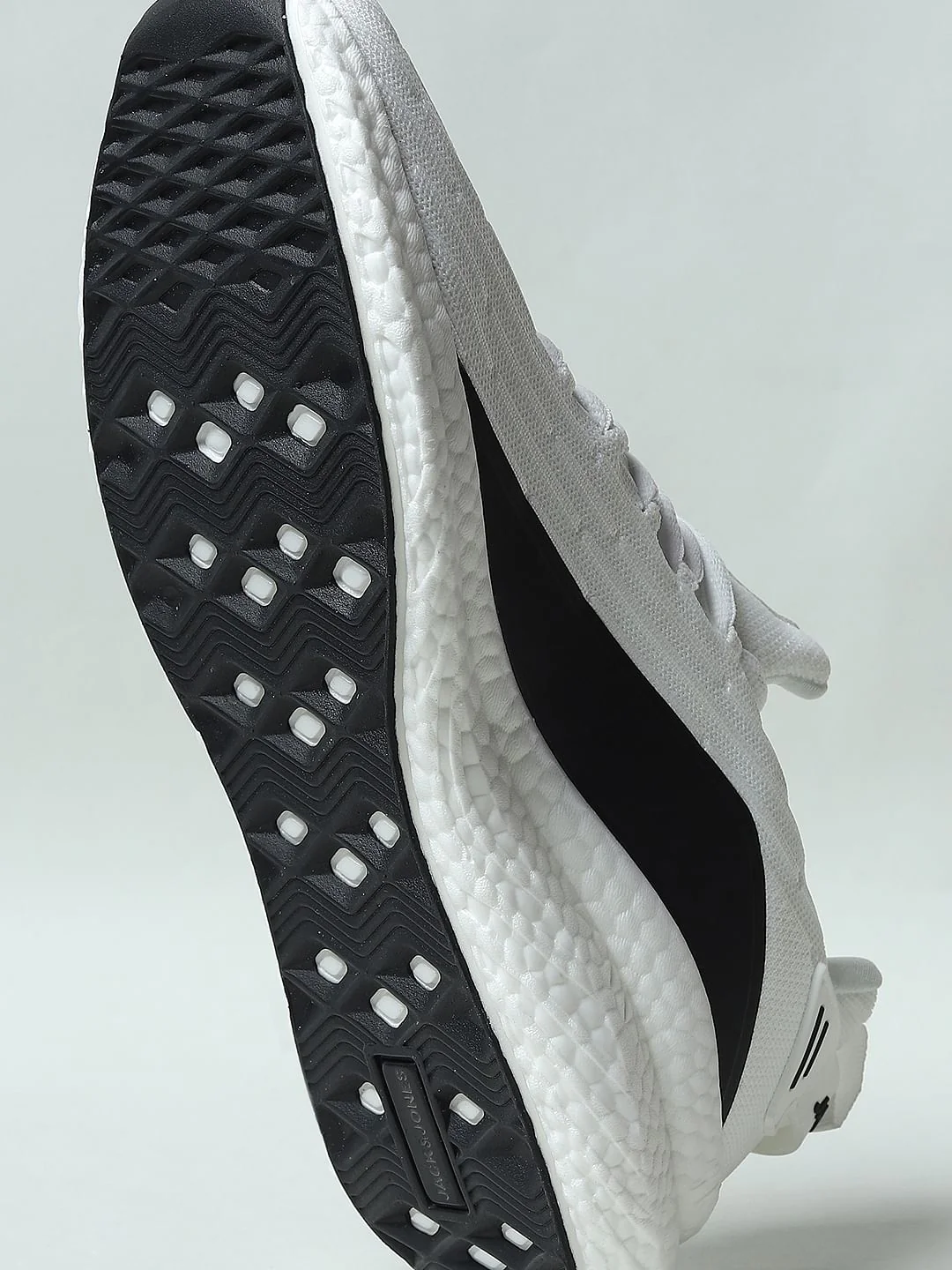 White Colourblocked Sneakers - Image 9