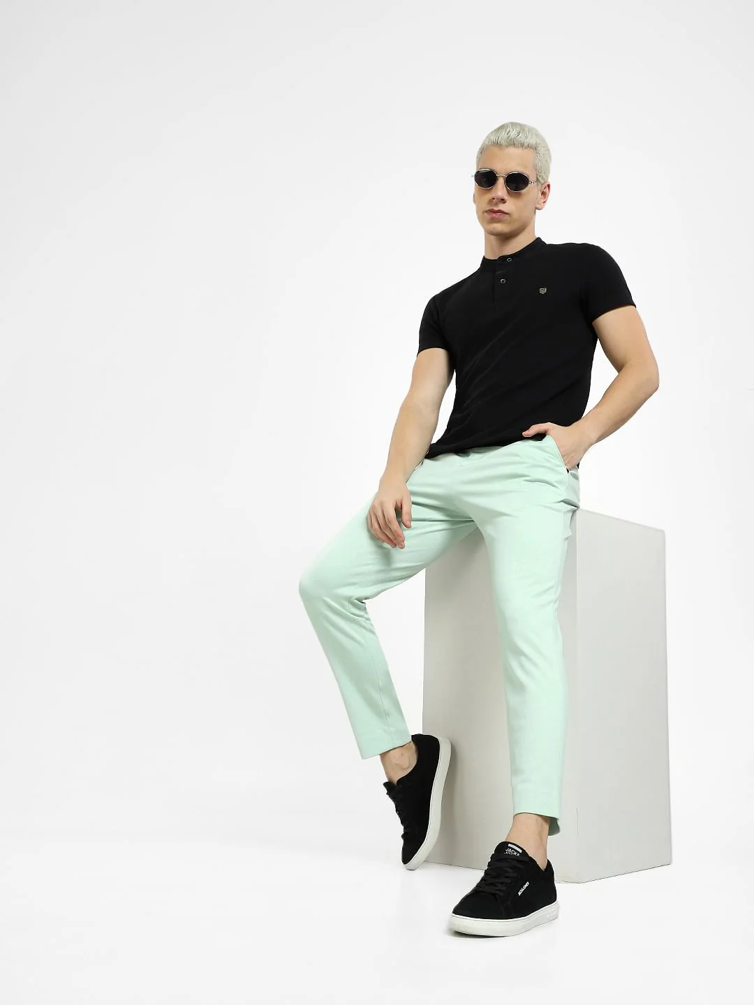 Green Mid Rise Slim Fit Trousers