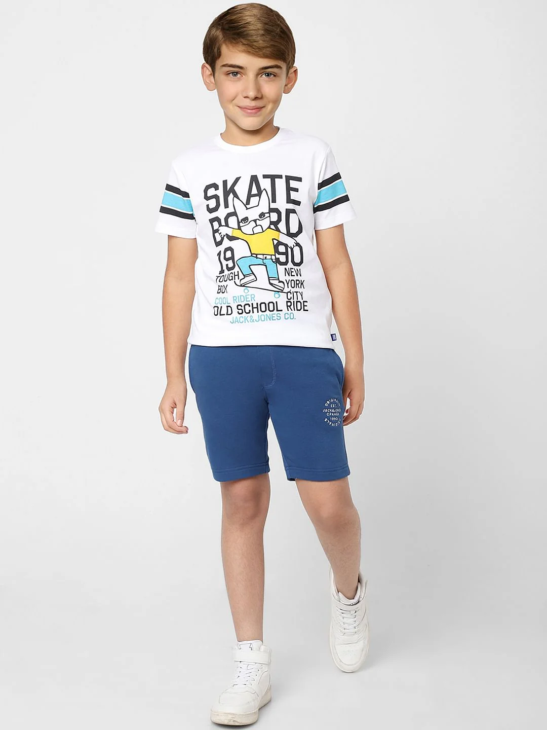 Boys White Graphic Print Crew Neck T-shirt