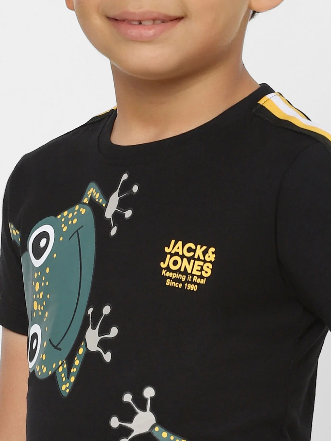 Boys Black Graphic Print Crew Neck T-shirt - Image 5