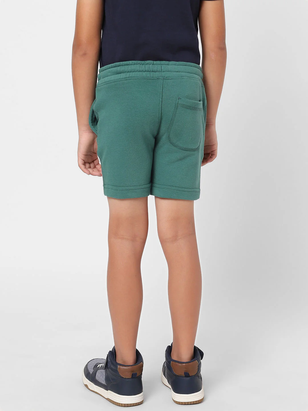 BOYS Green Sweatshorts - Image 4
