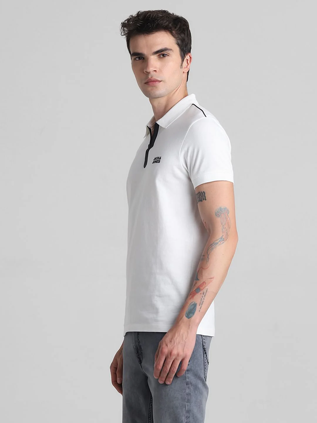 White Zip Detail Polo T-shirt - Image 3