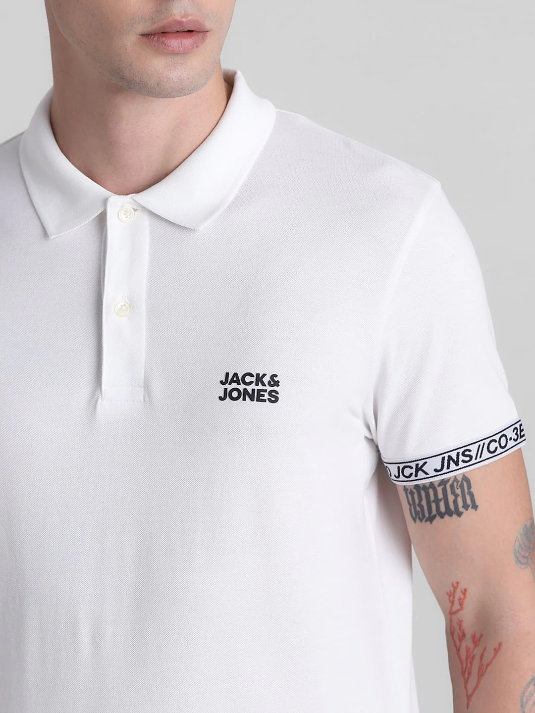 White Logo Tape Print Polo T-shirt - Image 5