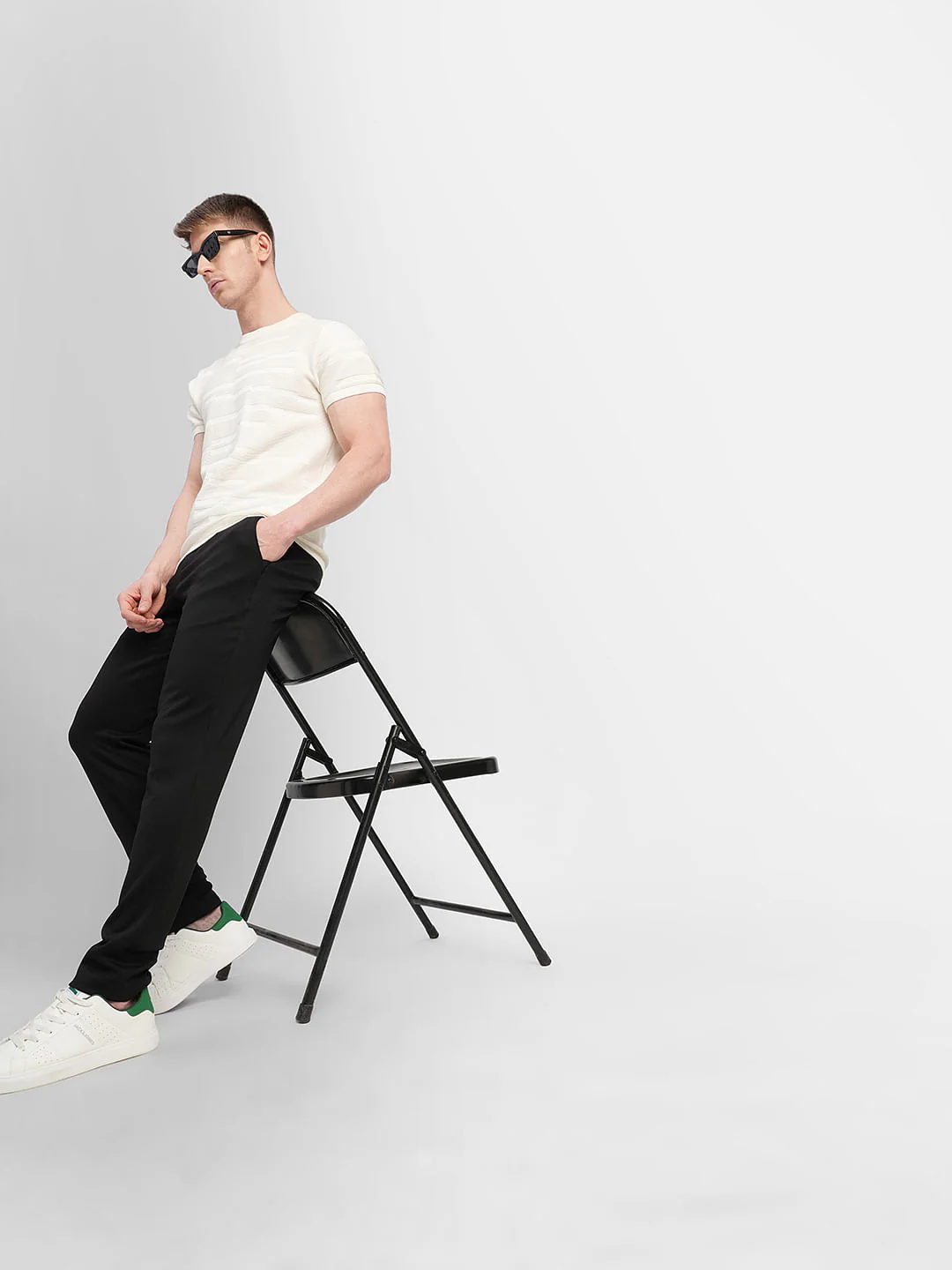 Black Mid Rise Trousers