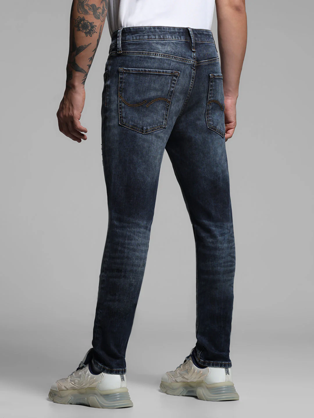 Distressed Low Rise Skinny Fit Jeans - Image 3