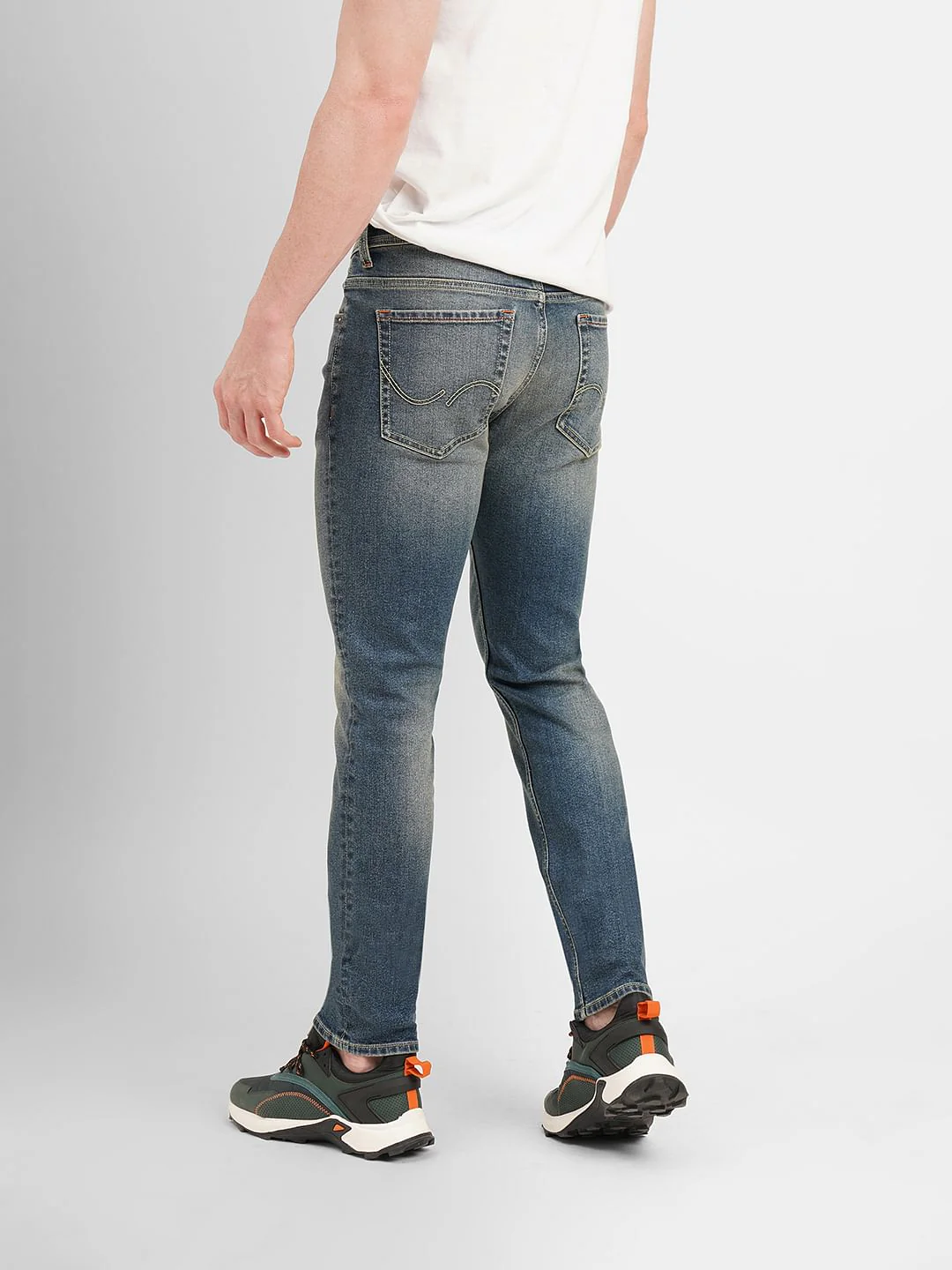 Blue Low Rise Tim Anti Fit Jeans - Image 4