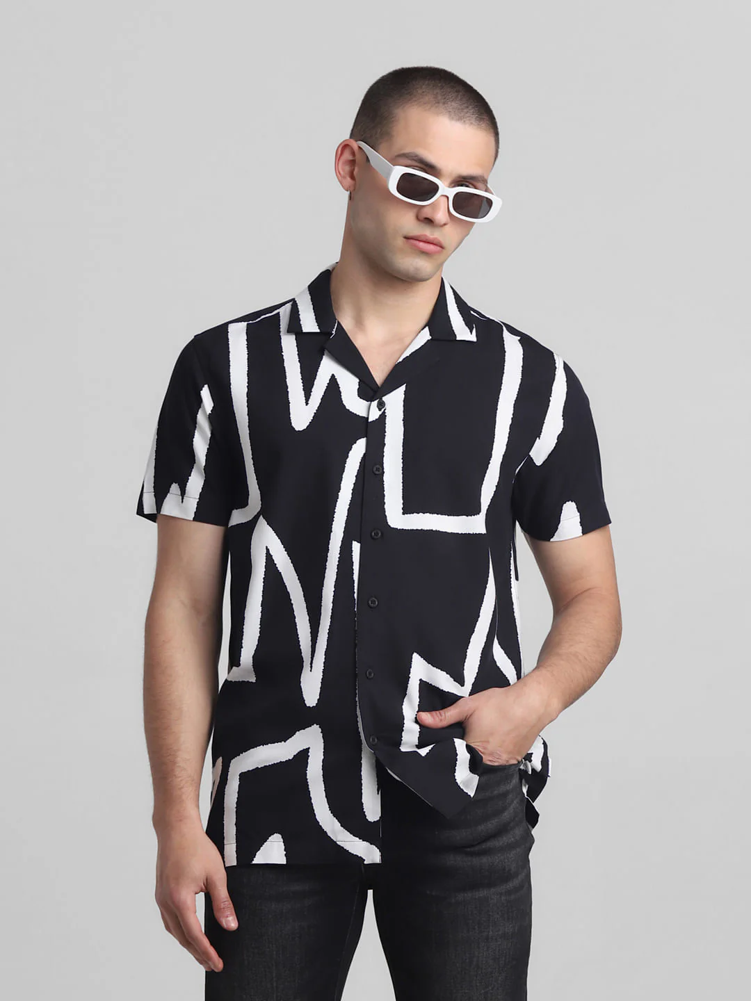 Black Abstract Print Short Sleeves Shirt