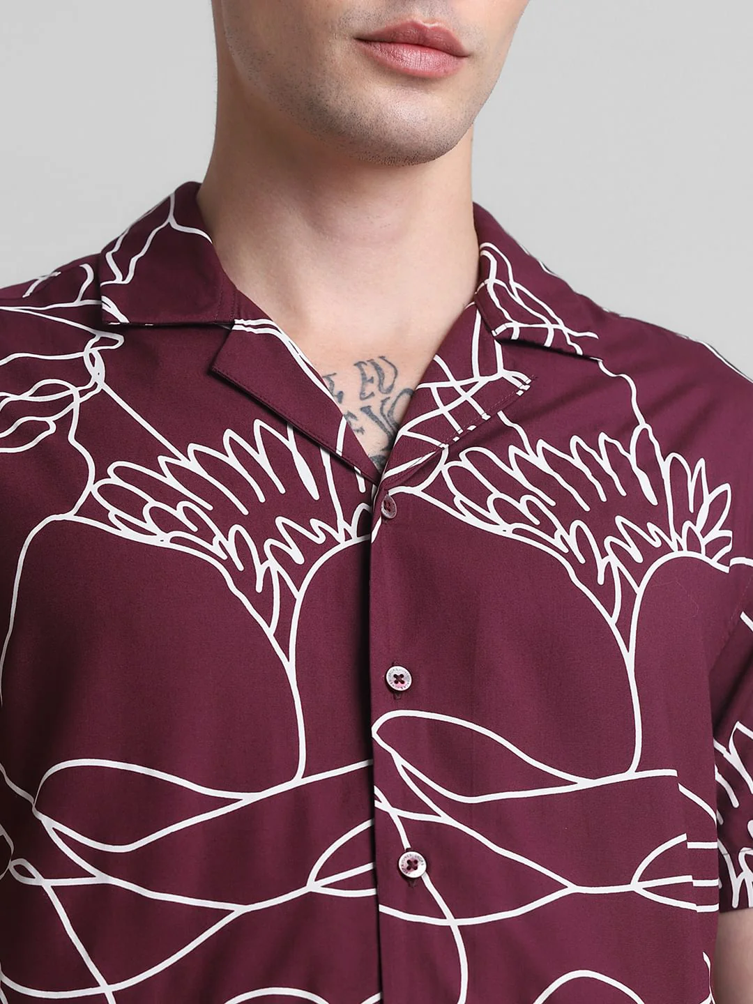 Wine Printed Short Sleeves Shirt - Image 5
