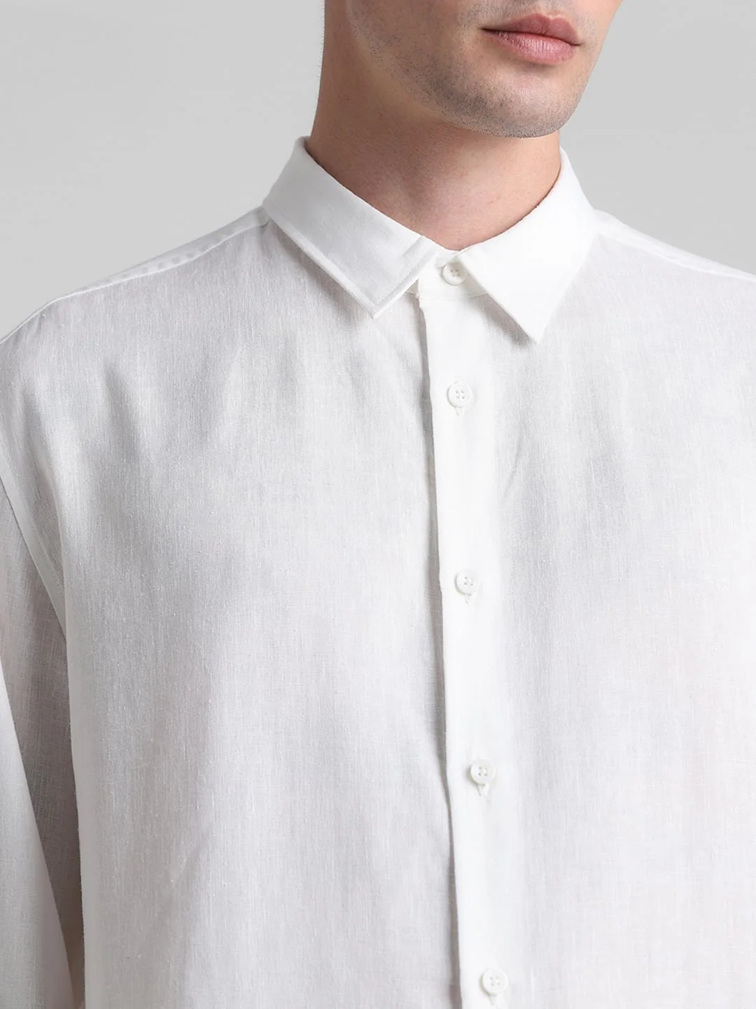 White Full Sleeves Shirt - Image 5