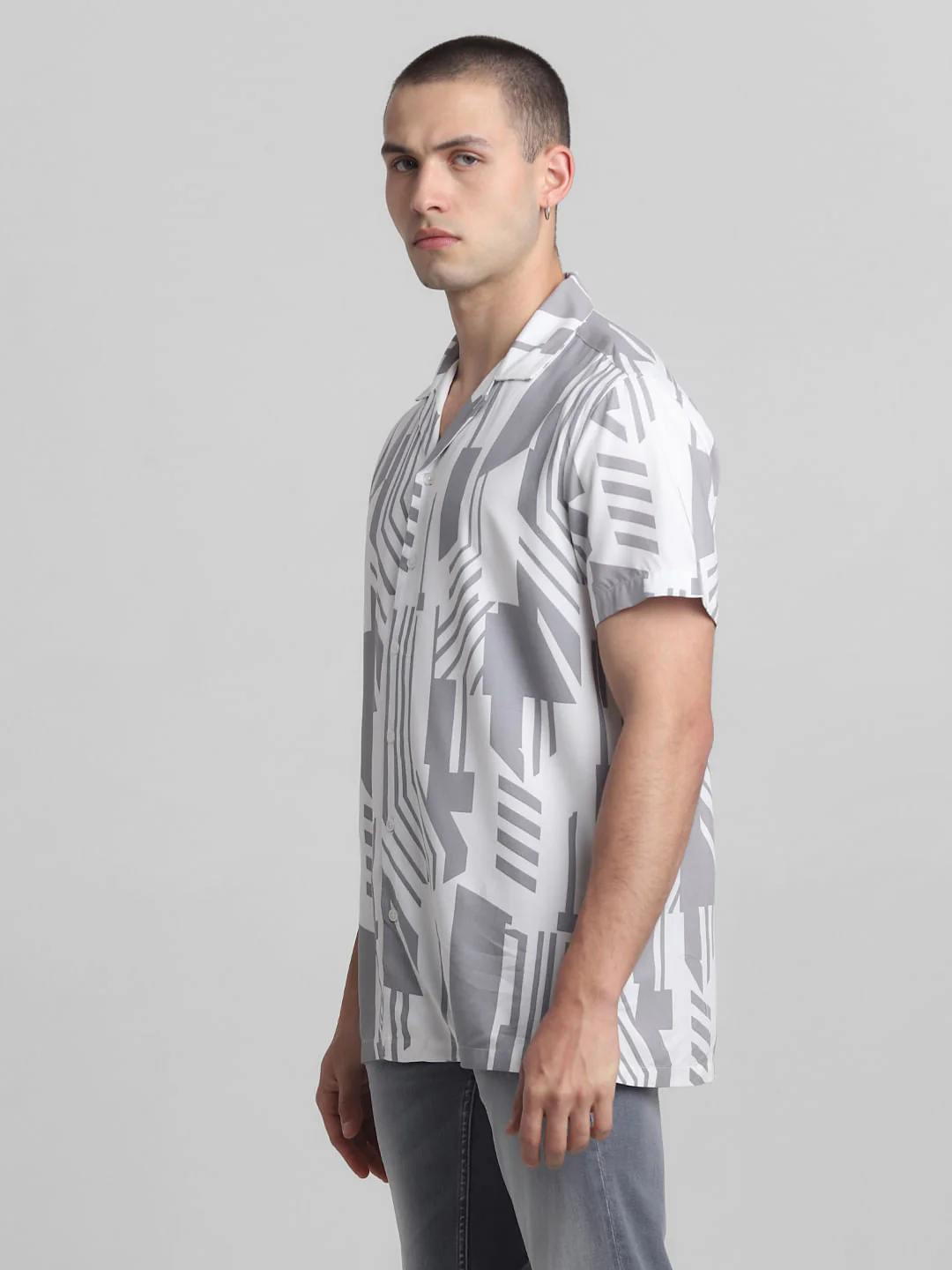 White Abstract Print Short Sleeves Shirt - Image 3