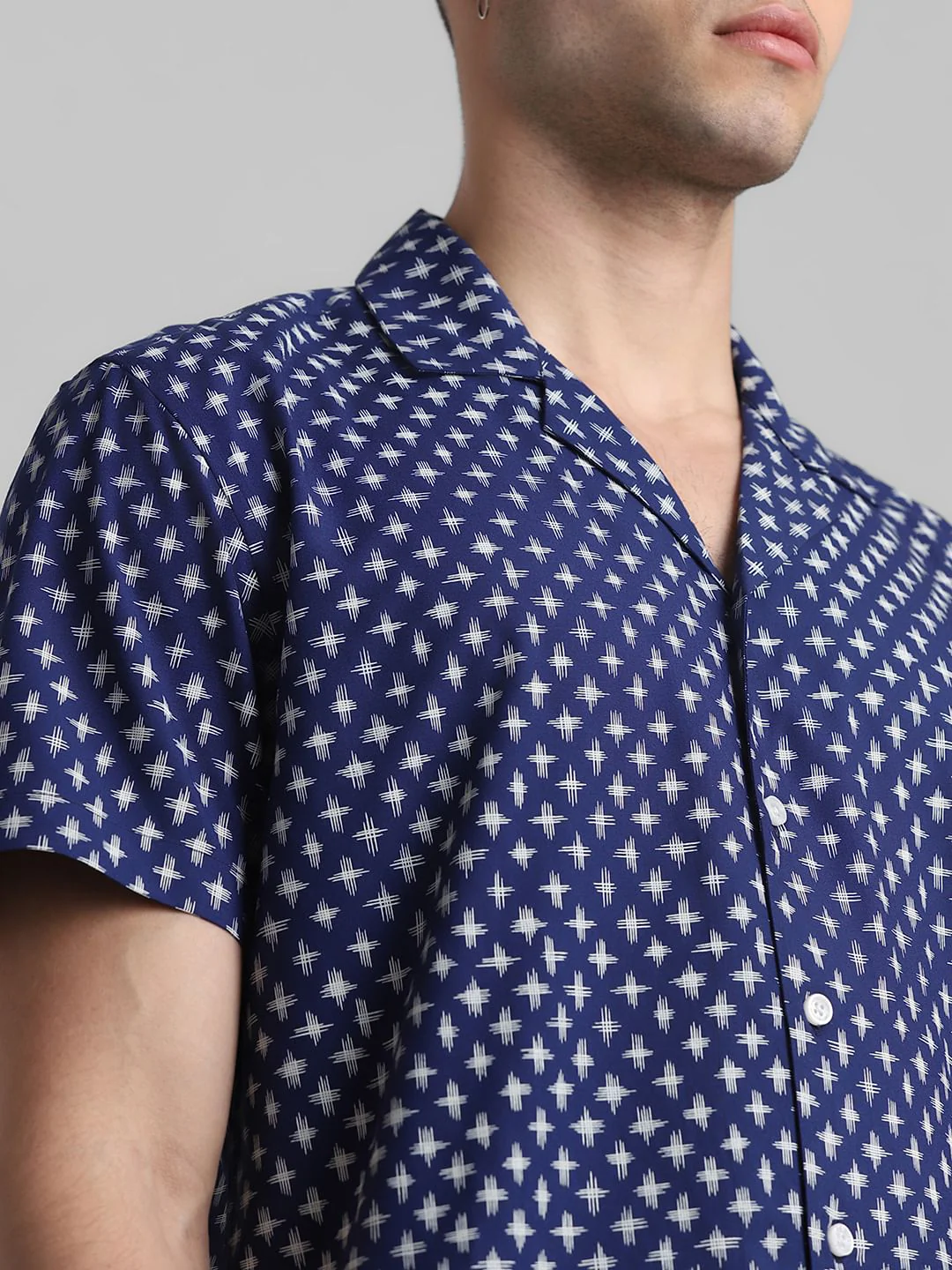Blue Printed Short Sleeves Shirt - Image 5