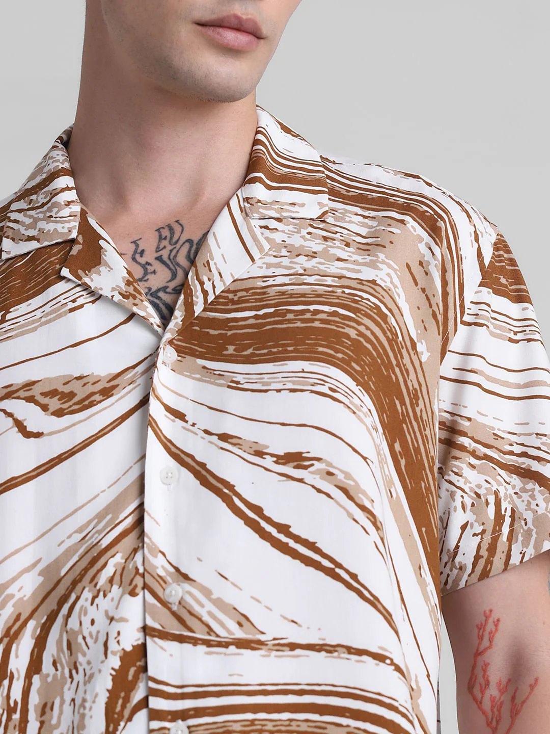 Brown Abstract Print Short Sleeves Shirt - Image 5