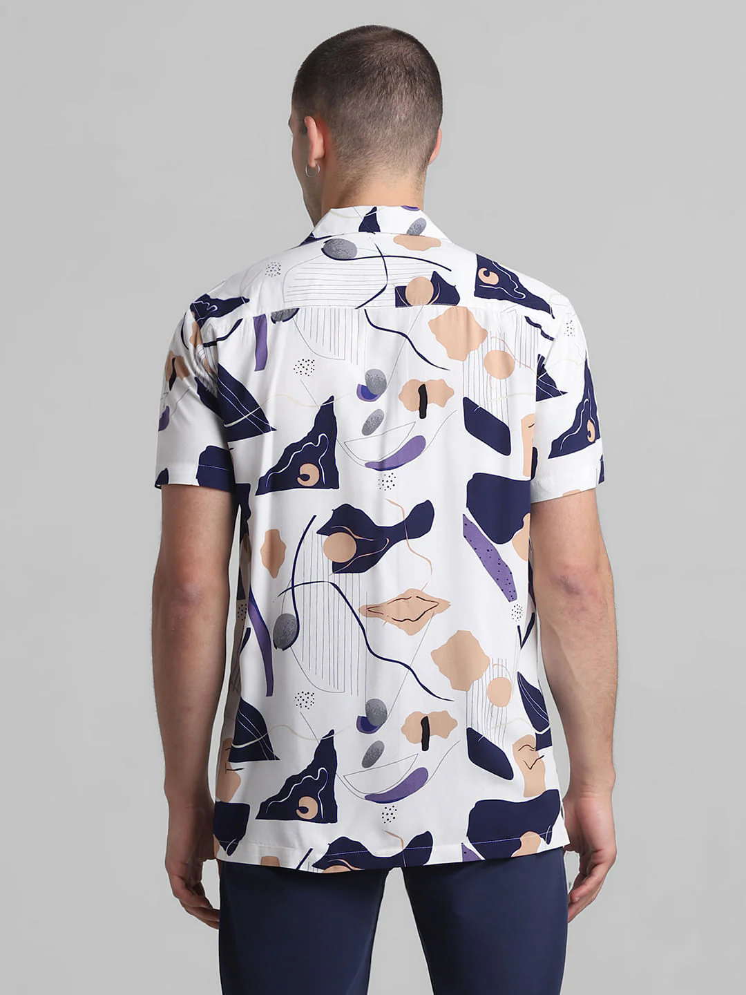 White Abstract Print Short Sleeves Shirt - Image 4