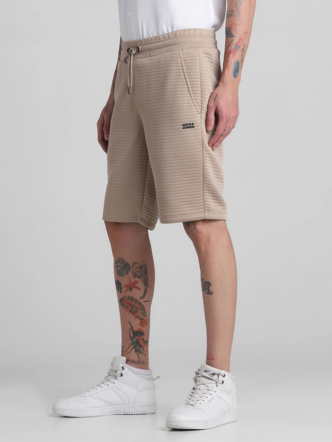 Brown mid Rise Striped Sweatshorts - Image 2
