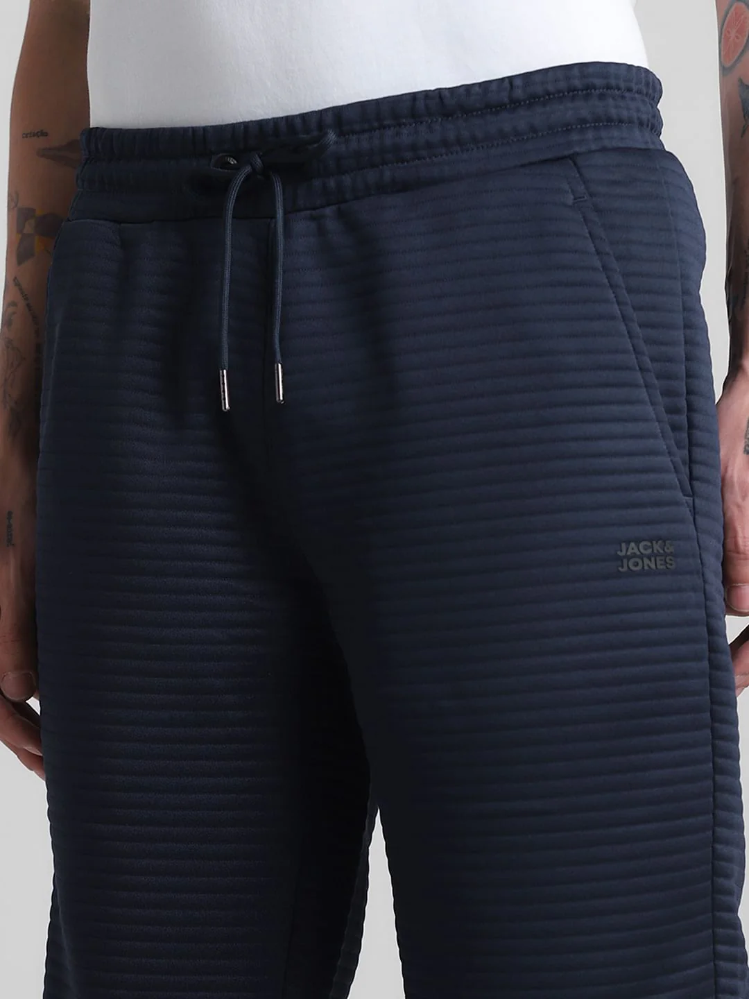 Navy Blue Mid Rise Textured Shorts - Image 4