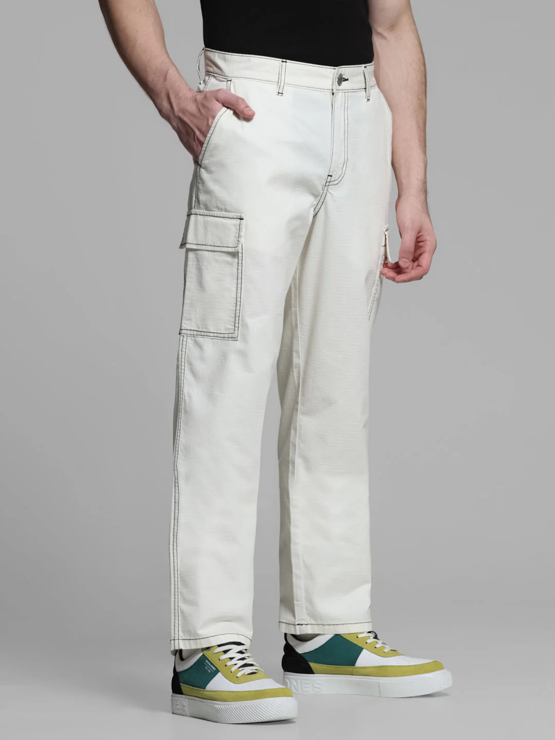 Off-White Contrast Stitch Cargo Trousers - Image 2