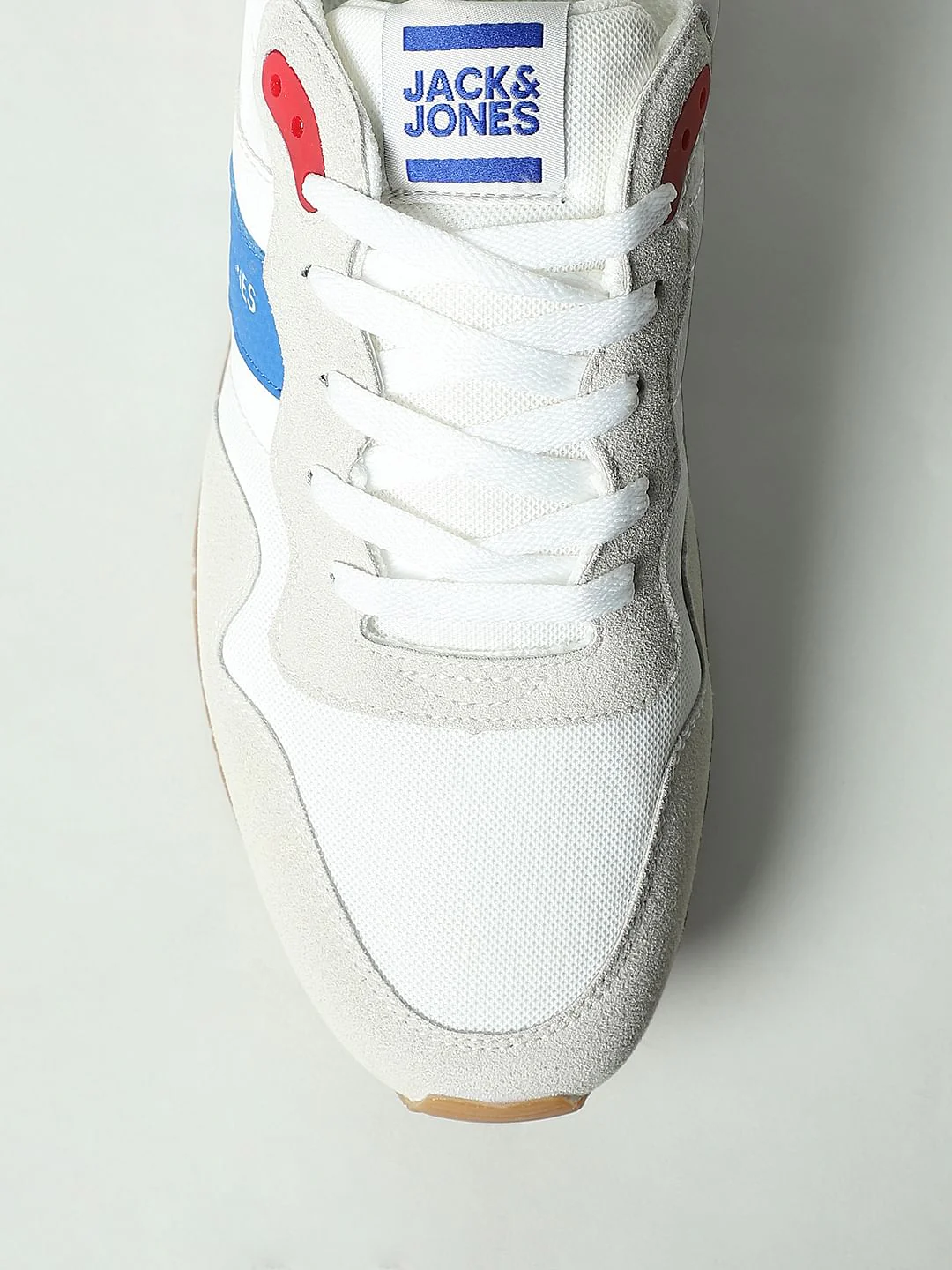 White Sneakers - Image 13