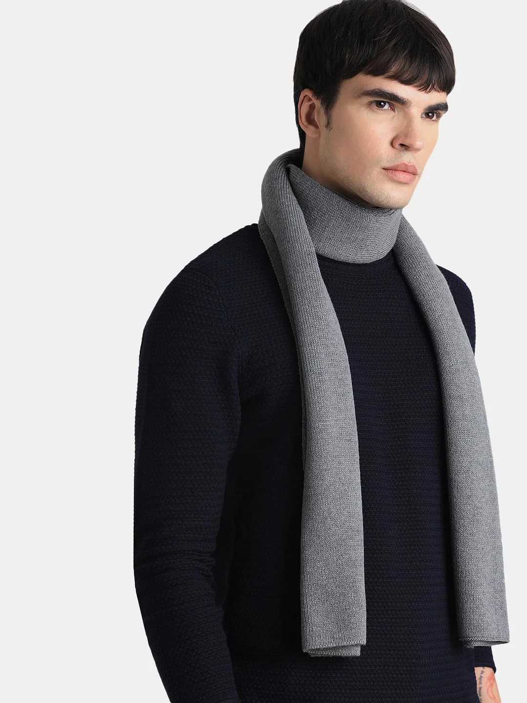 Grey Knitted Scarf - Image 4